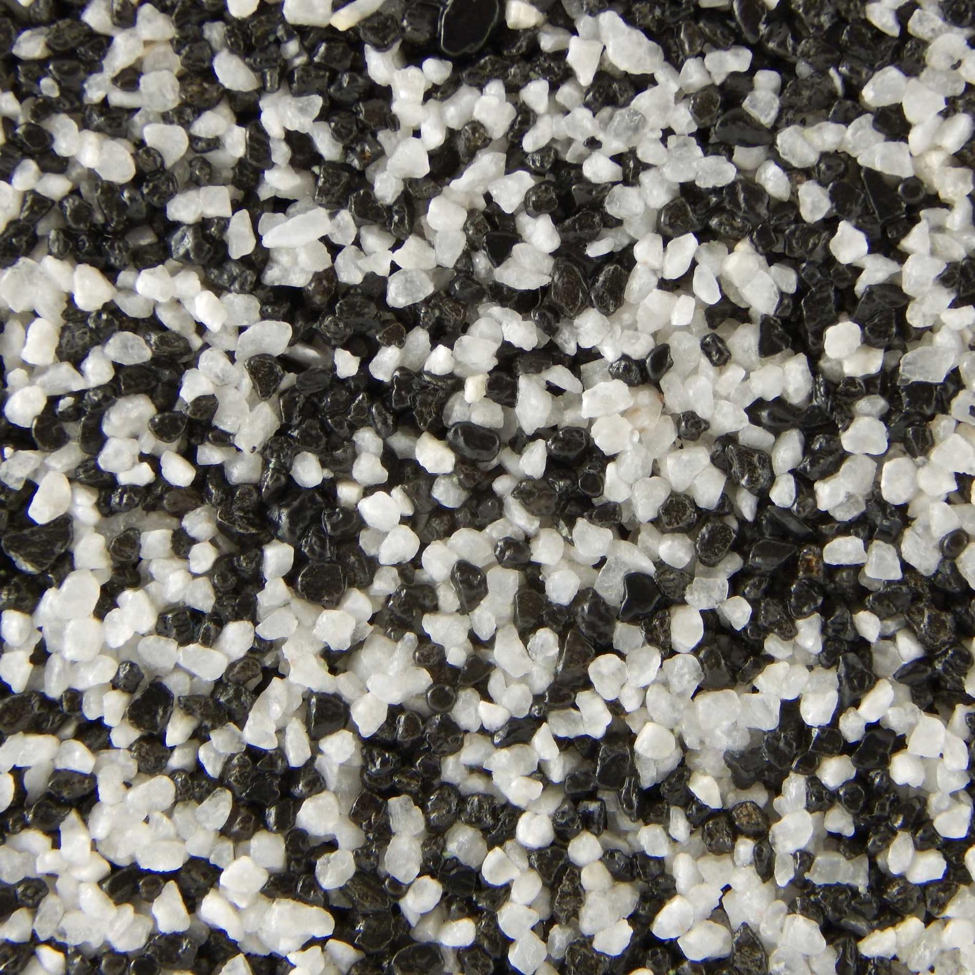 Terralith Buntsteinputz 14kg in schwarz-weiß, Sockelputz für Innen und Außen mit Reinacrylat Bindemittel aus Naturstein, 1-2mm Körnung (BSP10)