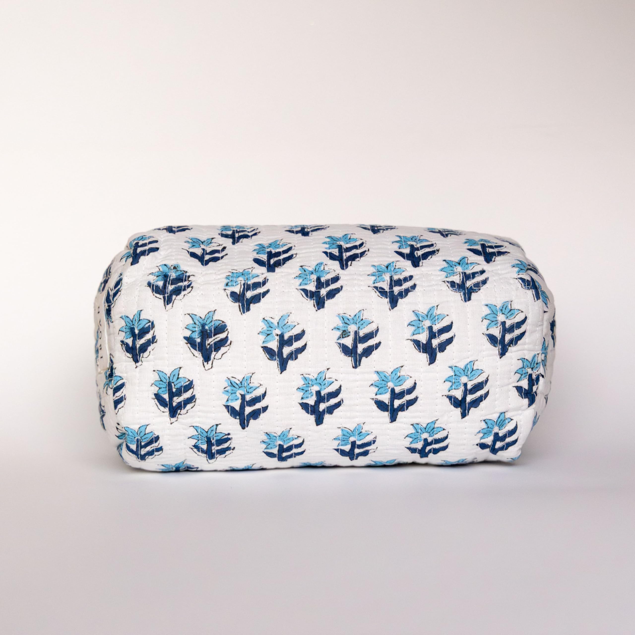 Neceser Print de Viaje Organizador, Bolsa de Aseo, Bolso Maquillaje de algodón Acolchado para Mujeres, Hombres y recién Nacidos con Forrado Impermeable Interior (Blanco Floral, Mediano) — view 6