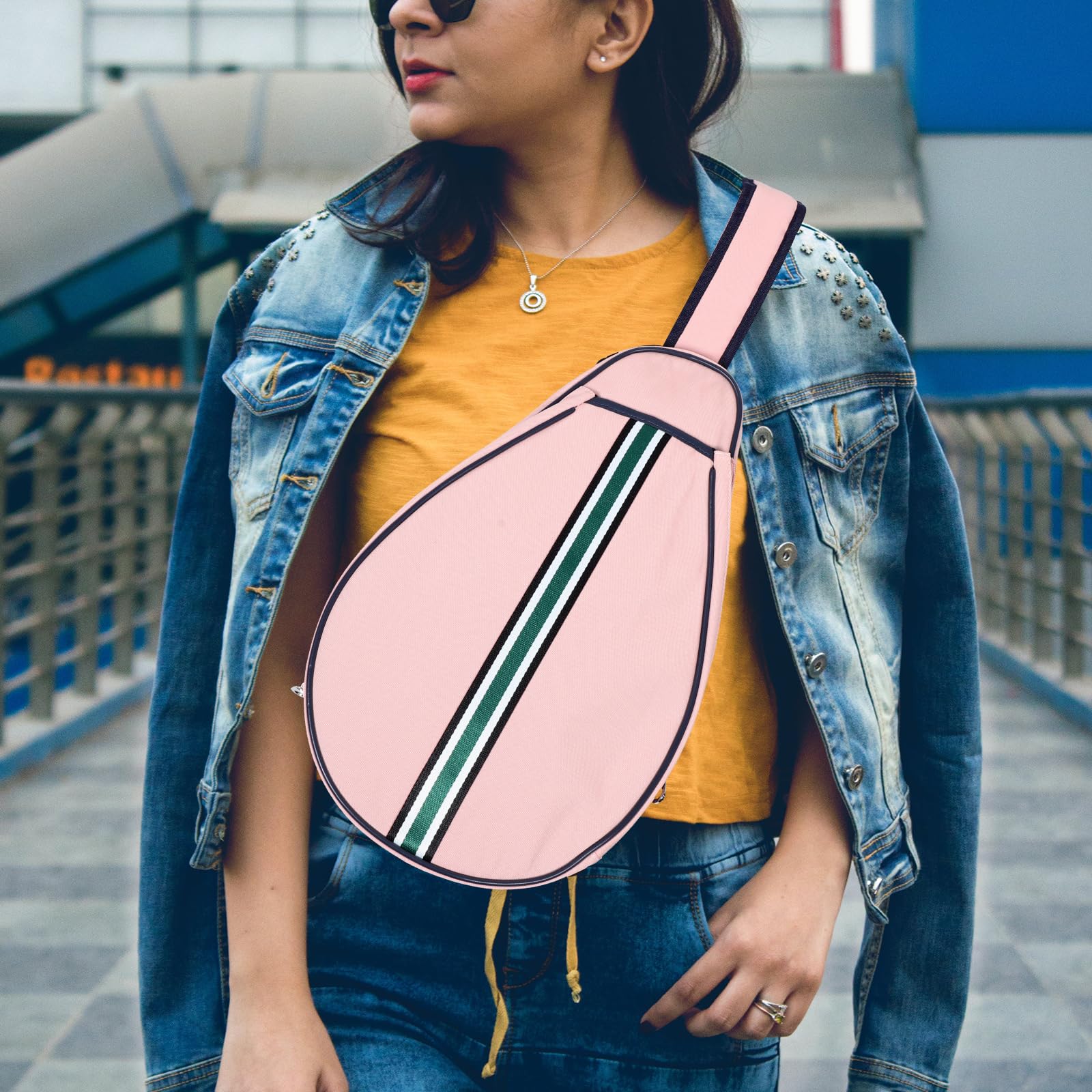 Gatuida Bolsa para Raqueta de Bádminton para Mujer, Bandolera Ajustable Hombro, Color Rosa, Funda Deportiva, Compatible Raquetas de Tenis y Bádminton para Entrenamiento y Competición