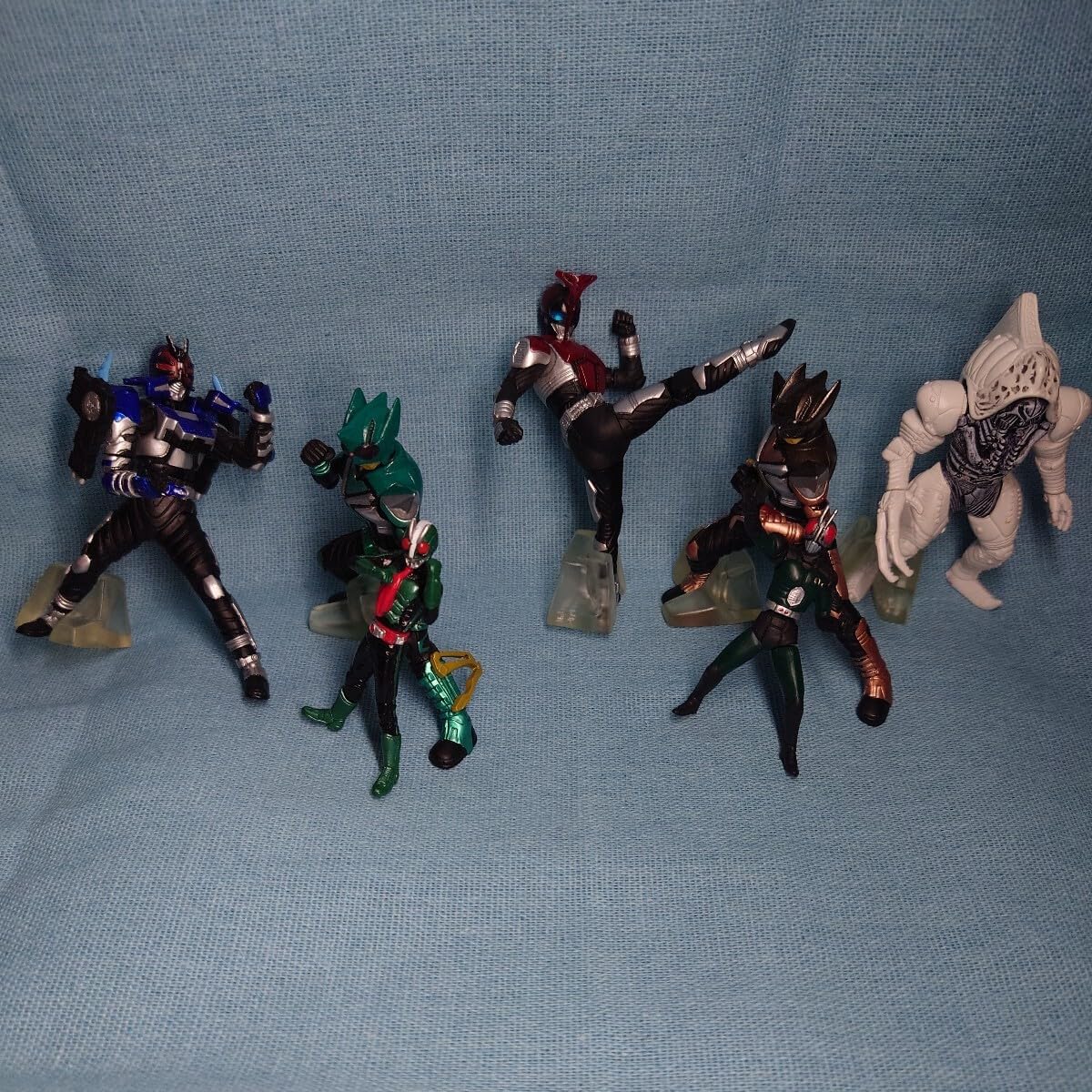 Amazon.co.jp: ライダーカブト アクションポーズ ライダーカブト