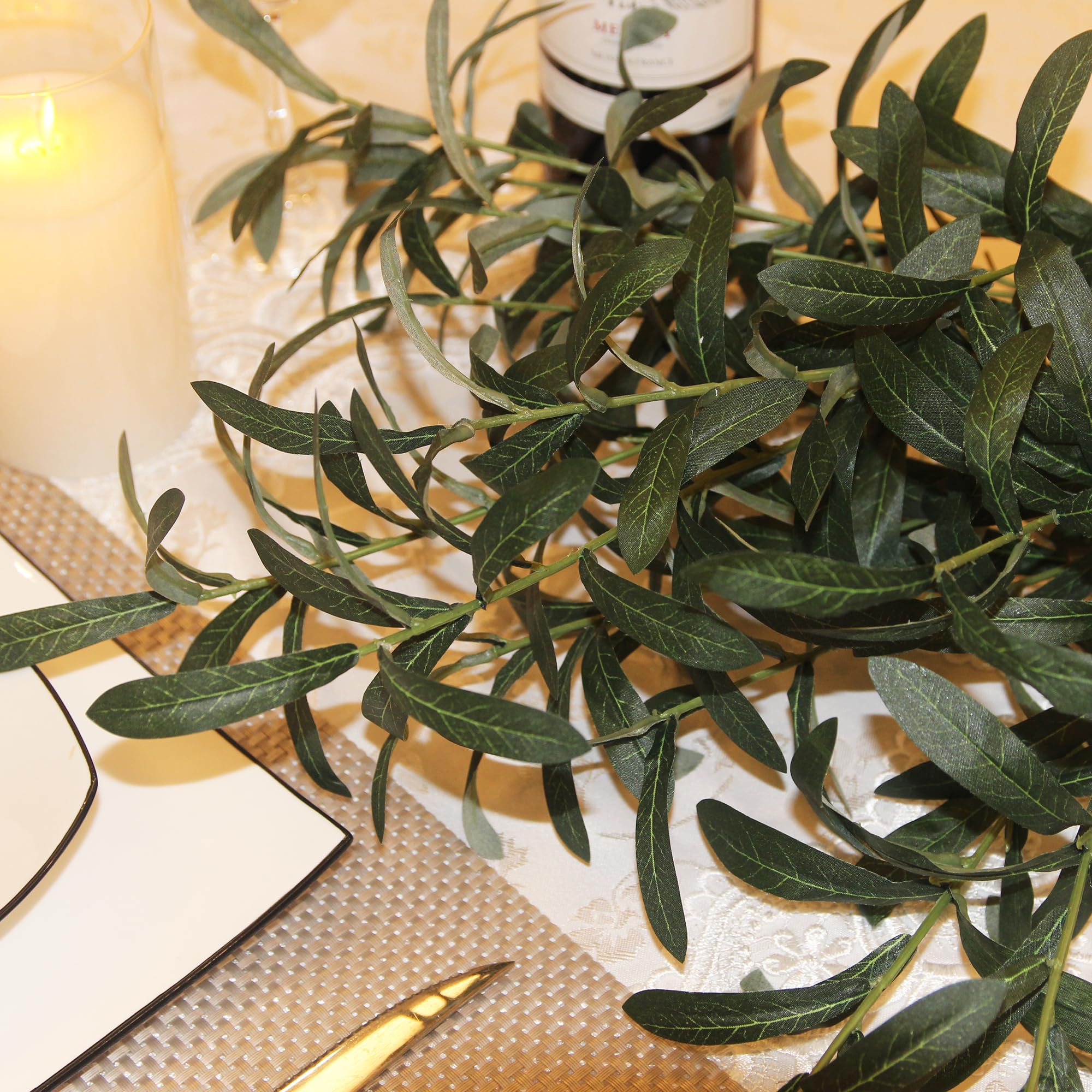 Künstliche Olivenbaumzweige, künstliche grüne Blätter mit langen Stielen, dekoratives künstliches Laubpflanze, Blumenarrangement für drinnen und draußen, 4 Stiele (76 cm ohne Olive)