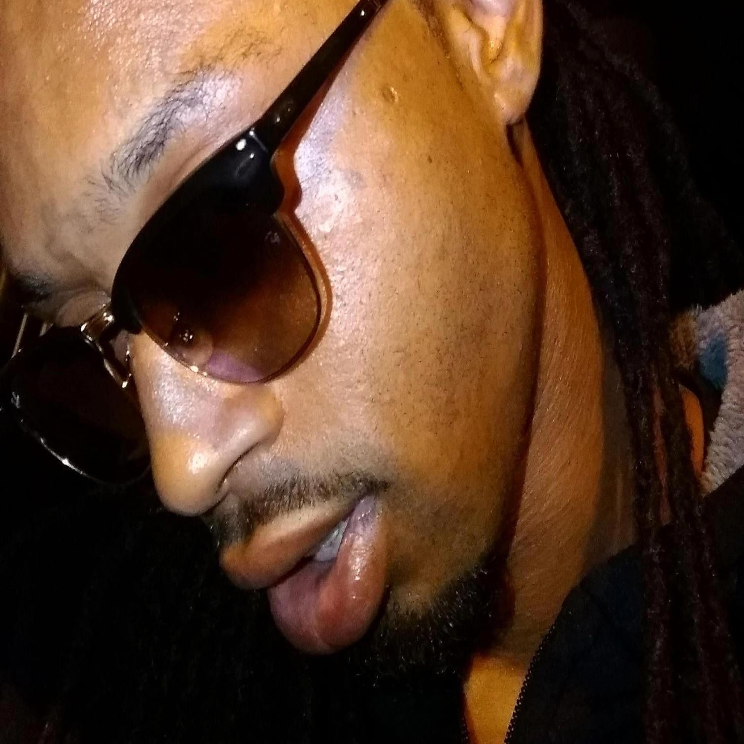 Records dont sell [Explicit]