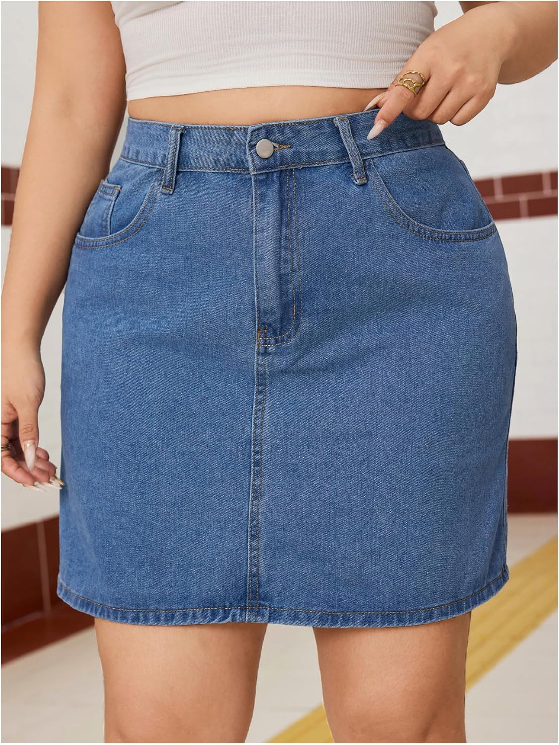 MakeMeChic Women's Plus Size Denim Skirt Mini High Waisted Zipper Bodycon Jean Skirt