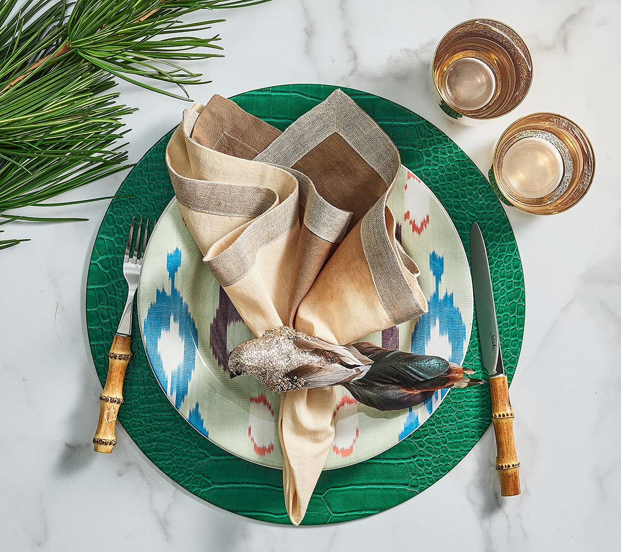 Amazon｜Kim Seybert Croco プレースマット 4枚セット エメラルド色