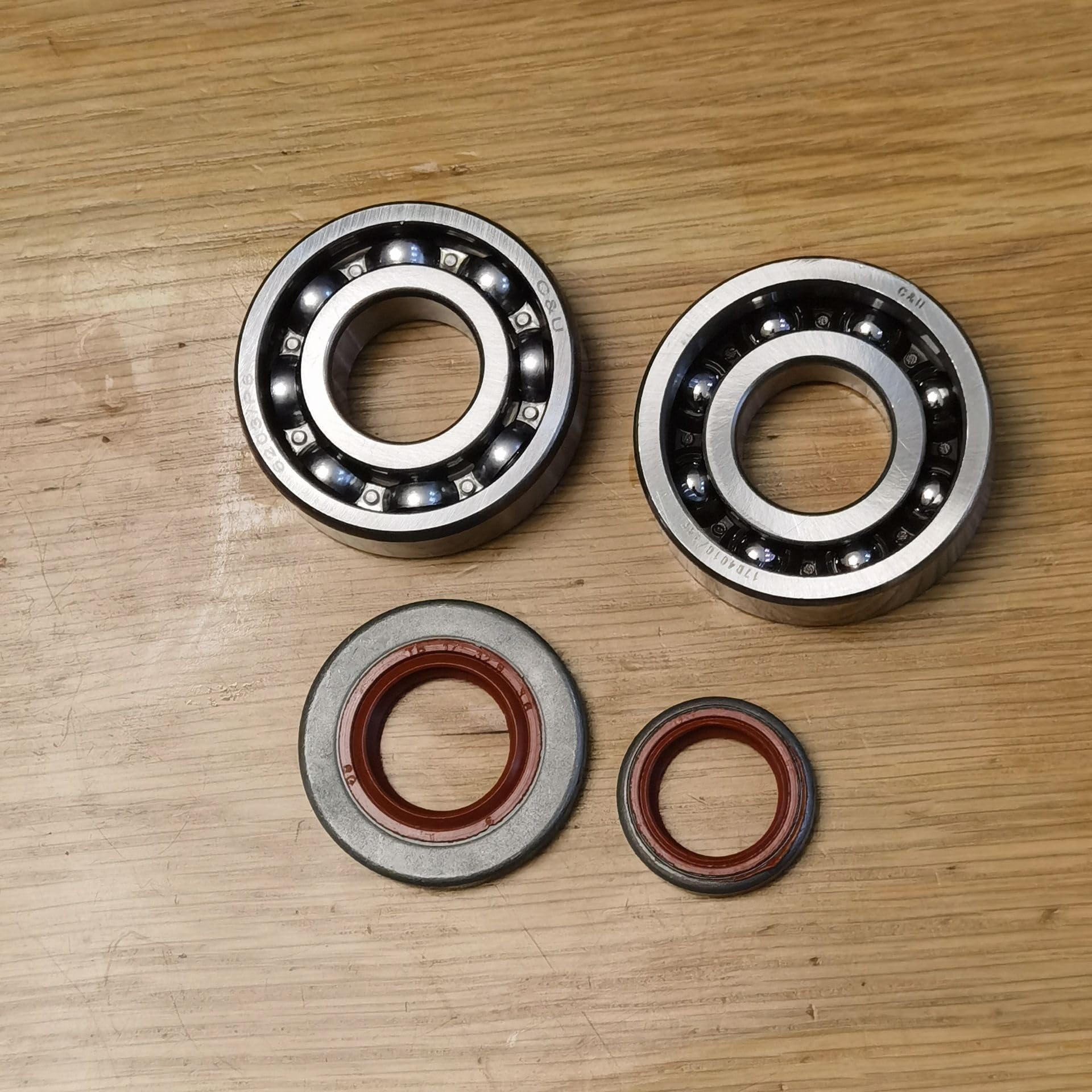 Repuestos MS660 nuevos rodamientos de cigüeñal y Sello Aceite for repuestos motosierras Stihl 066(2 Bearing 2 Seals)