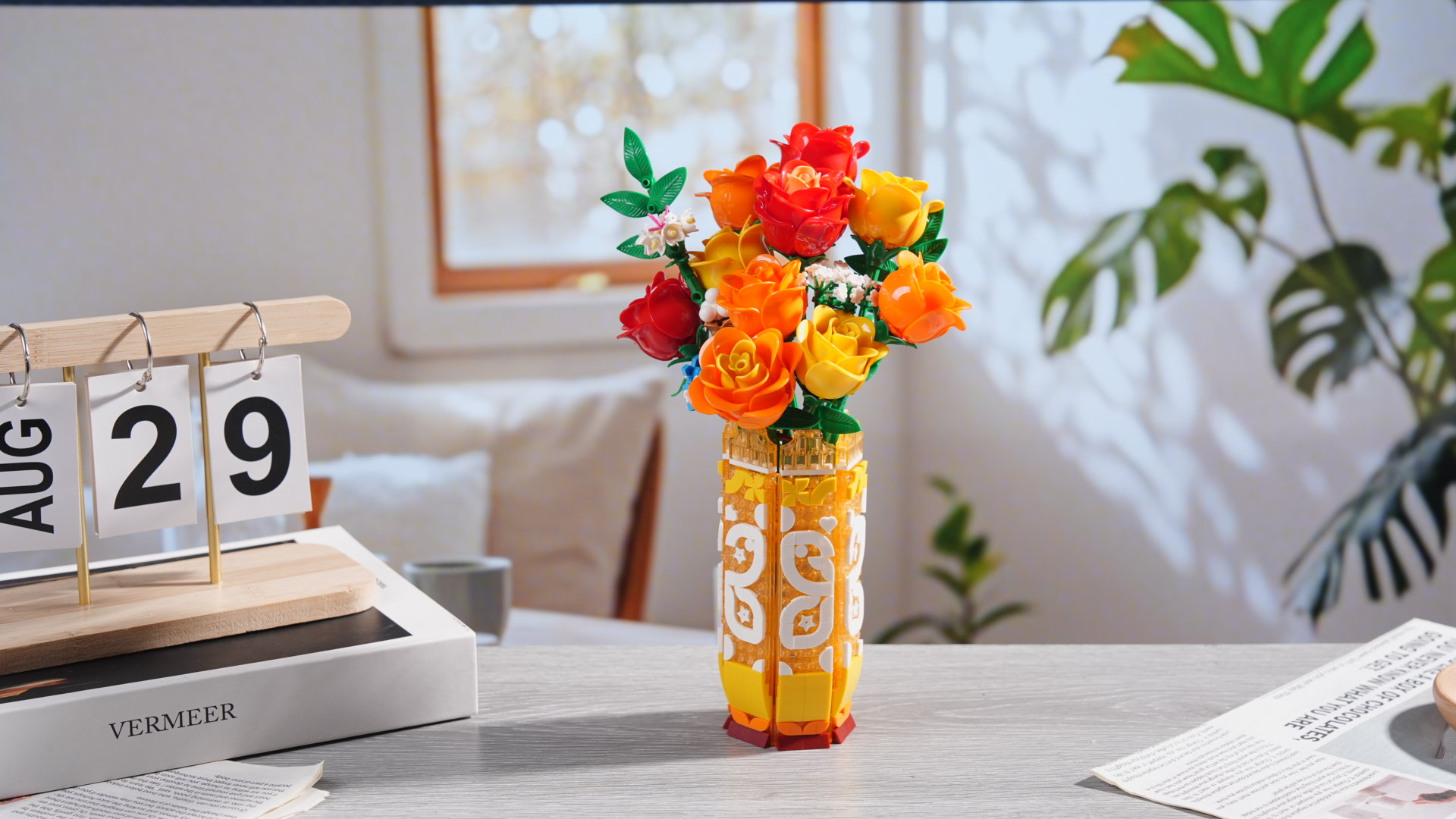 Amazon.com: CUBIMANA Flower Bouquet Building Set with Vase & LED