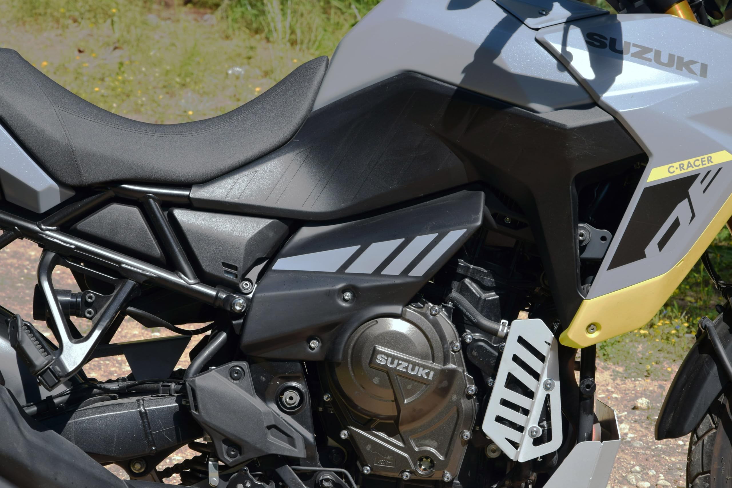 Coperture laterali per il flusso d'aria compatibili con Suzuki V-Strom 800 DE/SE/RE 2023-2026