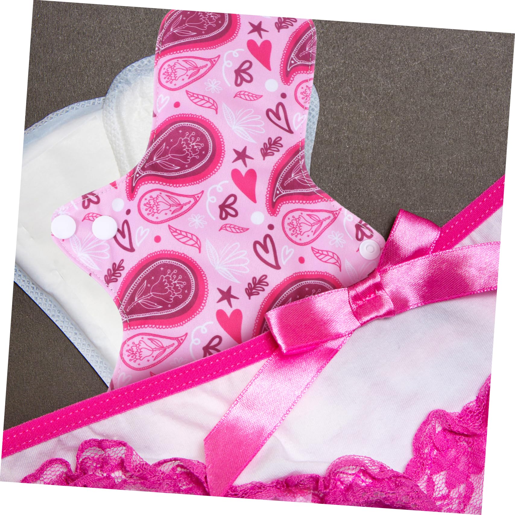 MAGICLULU 6 Compresas Reutilizables para Mujeres Adultas Material Pul y Membrana, Toallas Menstruales Duraderas para Uso Diario y Viajes Color Aleatorio
