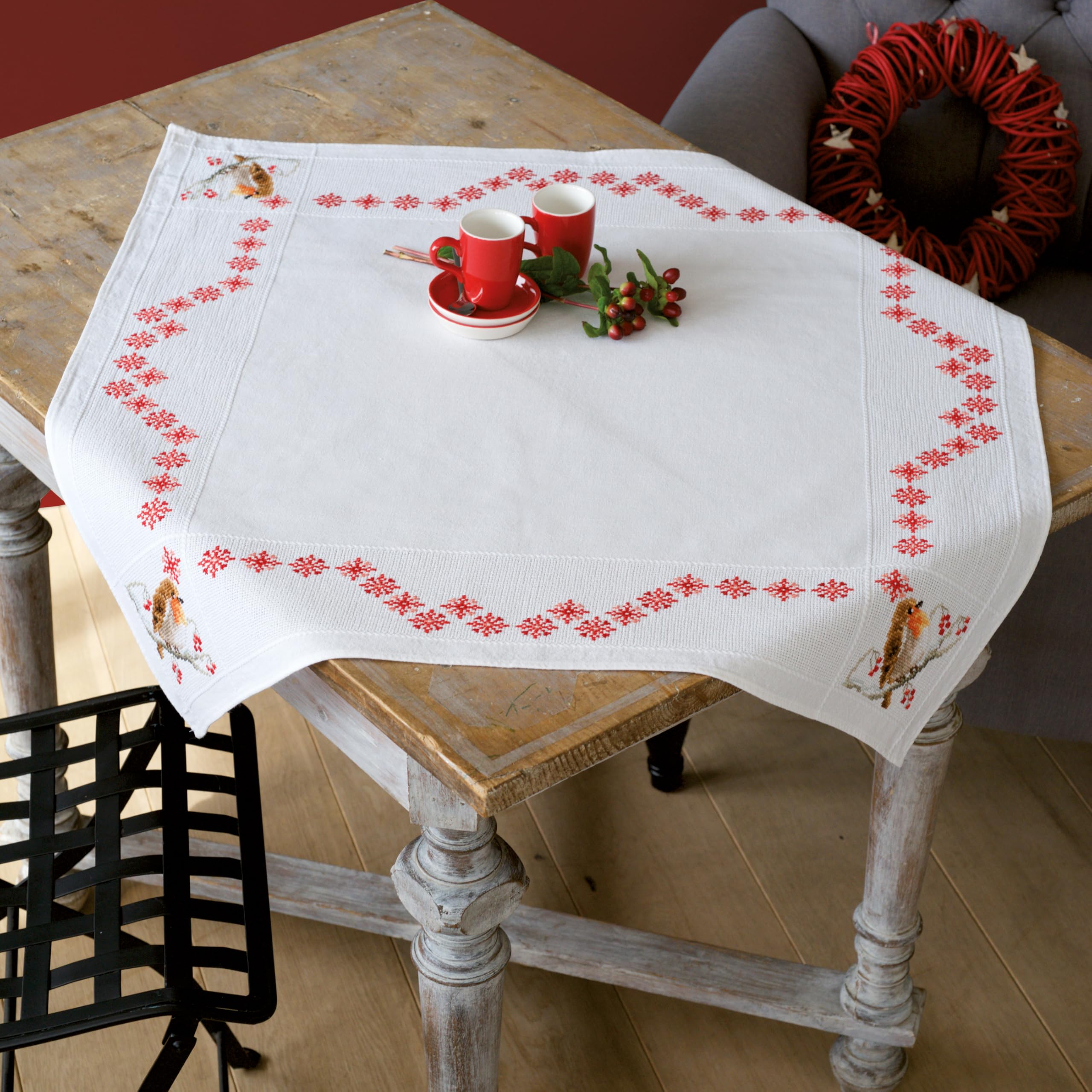 Vervaco Aida Tablecloth Robin, Assorted
