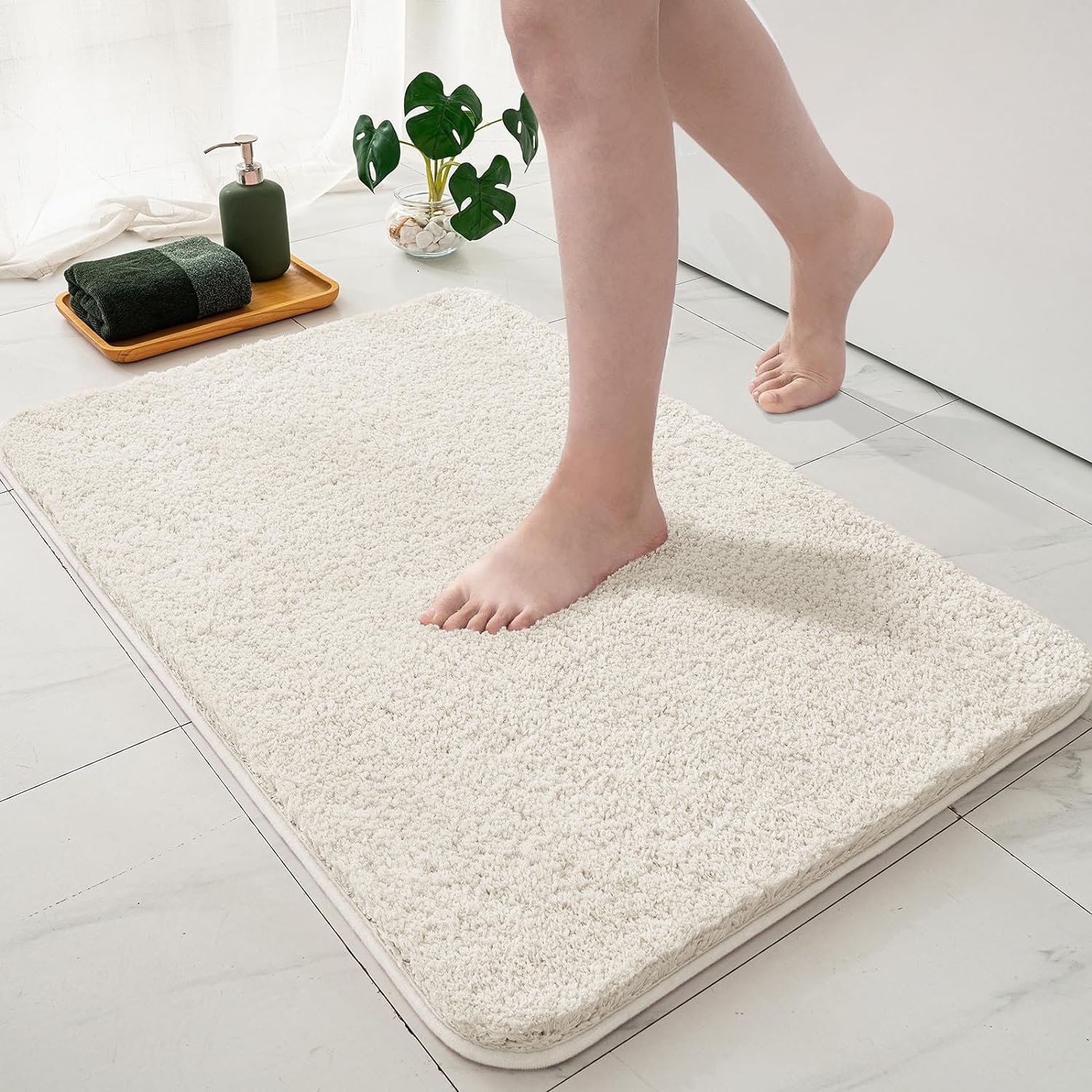 MIULEE Ivory Bathroom Rugs, Soft Small Absorbent Microfiber Bath Rugs Non Slip Quick Dry Fluffy Bath Mats for Bathroom Floor Tub Showers, Machine