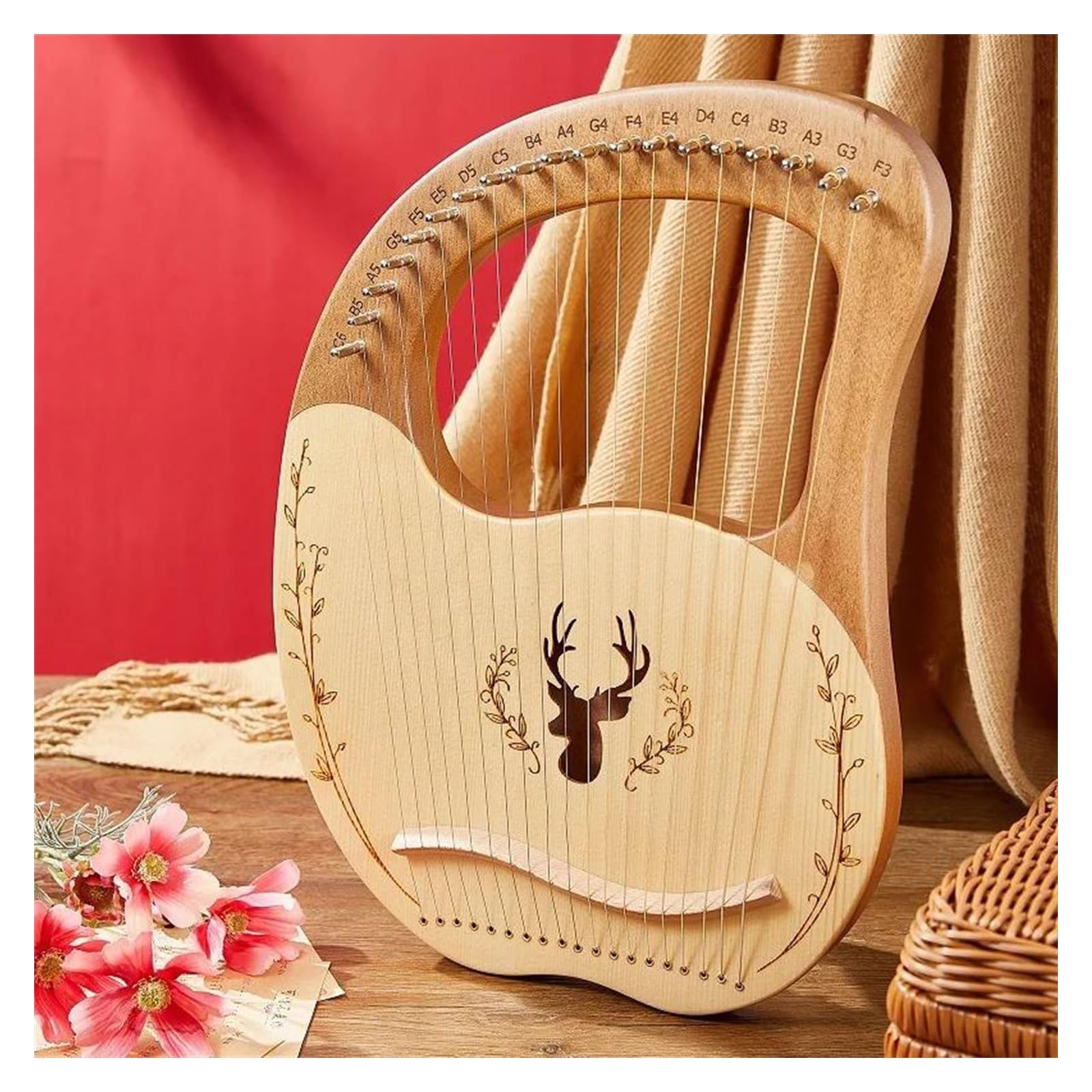 Een harp, 19-snarige lierharp, houten mahonie