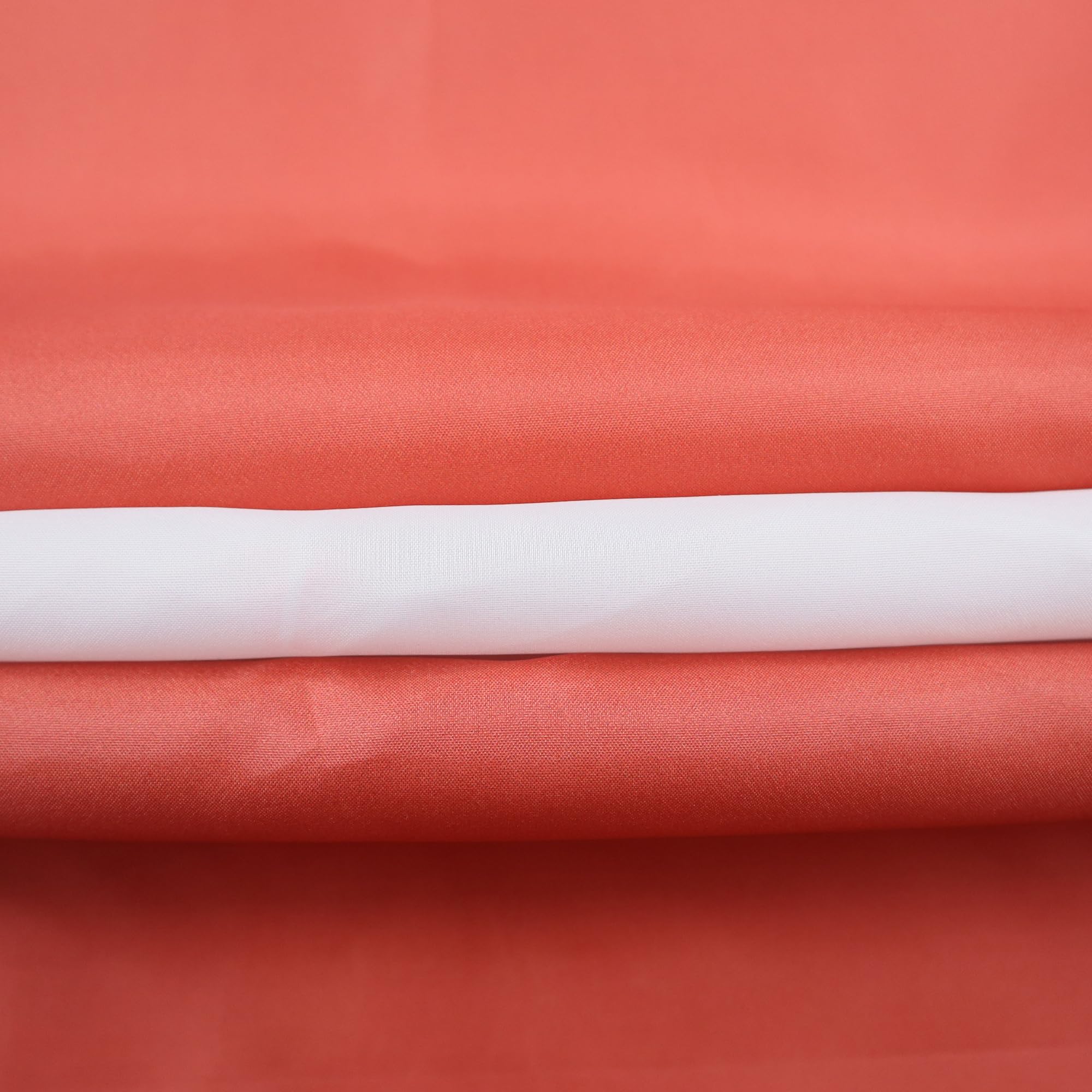 AZ FLAG Latvian Flag 150 x 90 cm with 4 Eyelets for Balcony or Wall, 1 Pièce - Image 2