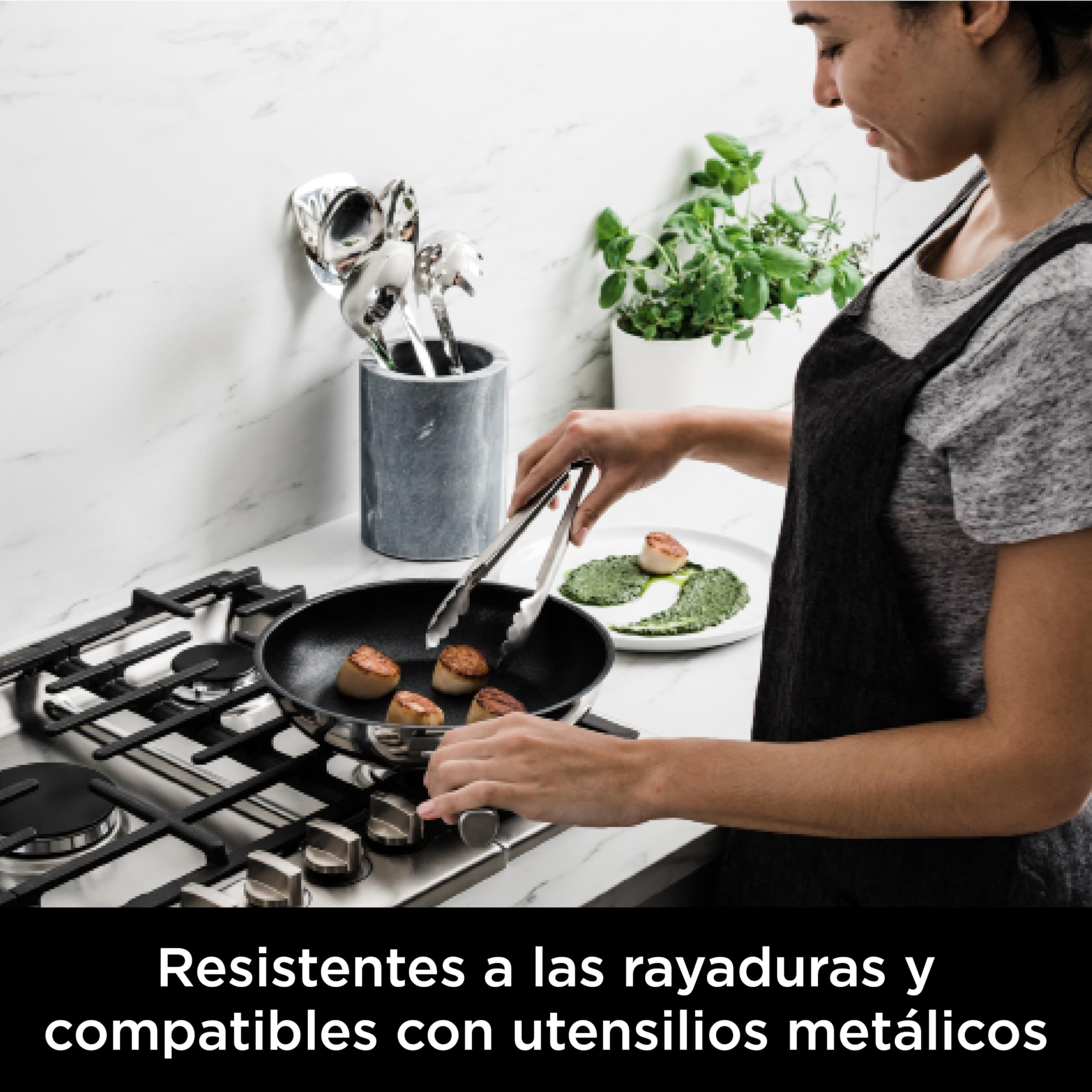 Ninja Foodi ZEROSTICK Juego de 3 cacerolas de 16, 18 y 20 cm, con tapa de vidrio templado, antiadherentes y en acero Inoxidable, aptas para inducción, lavavajillas y horno hasta 260 °C, C63000EU