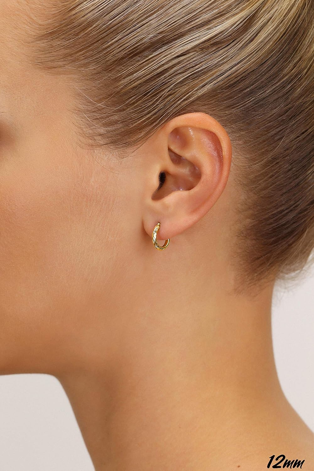 14k Yellow Gold Hand Engraved Full Diamond-cut Round Hoop Earrings