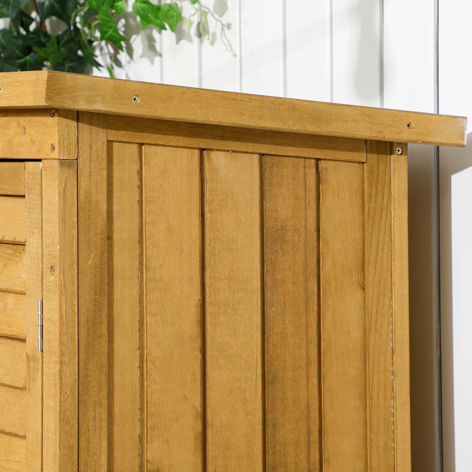 Outsunny Abri de Jardin abri à Outils sur Pied en Bois 2 étagères Portes à Volets Toit en Bitume incliné 87 x 47 x 160 cm Naturel