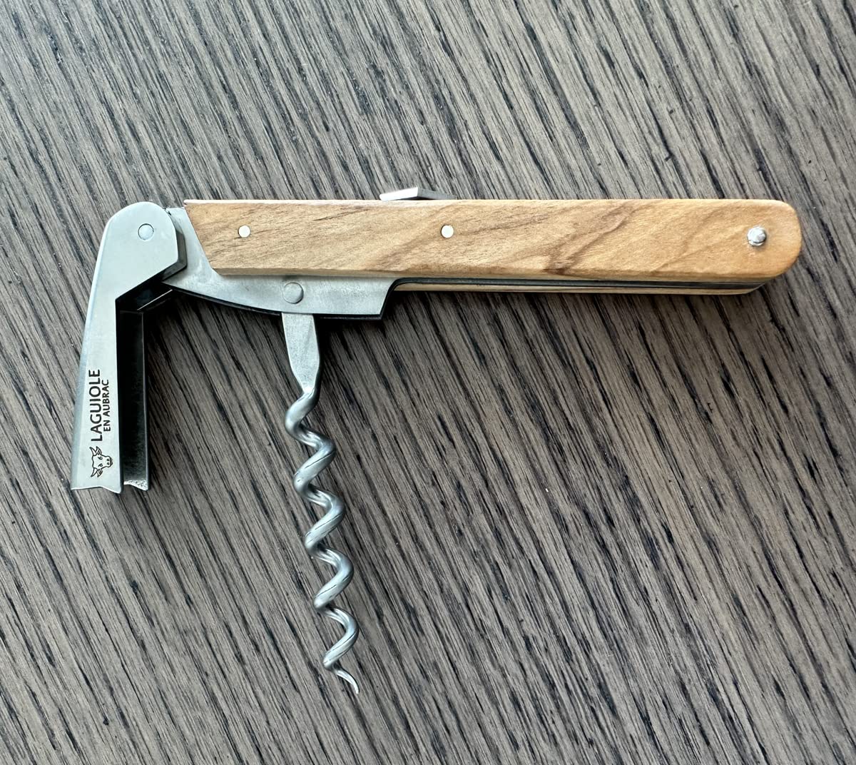 Laguiole En Aubrac Sommelier DeLuxe Kellnerkorkenzieher, Andre & Michel Bras Edition, Olivenholz-Griff, Vintage-Weinöffner