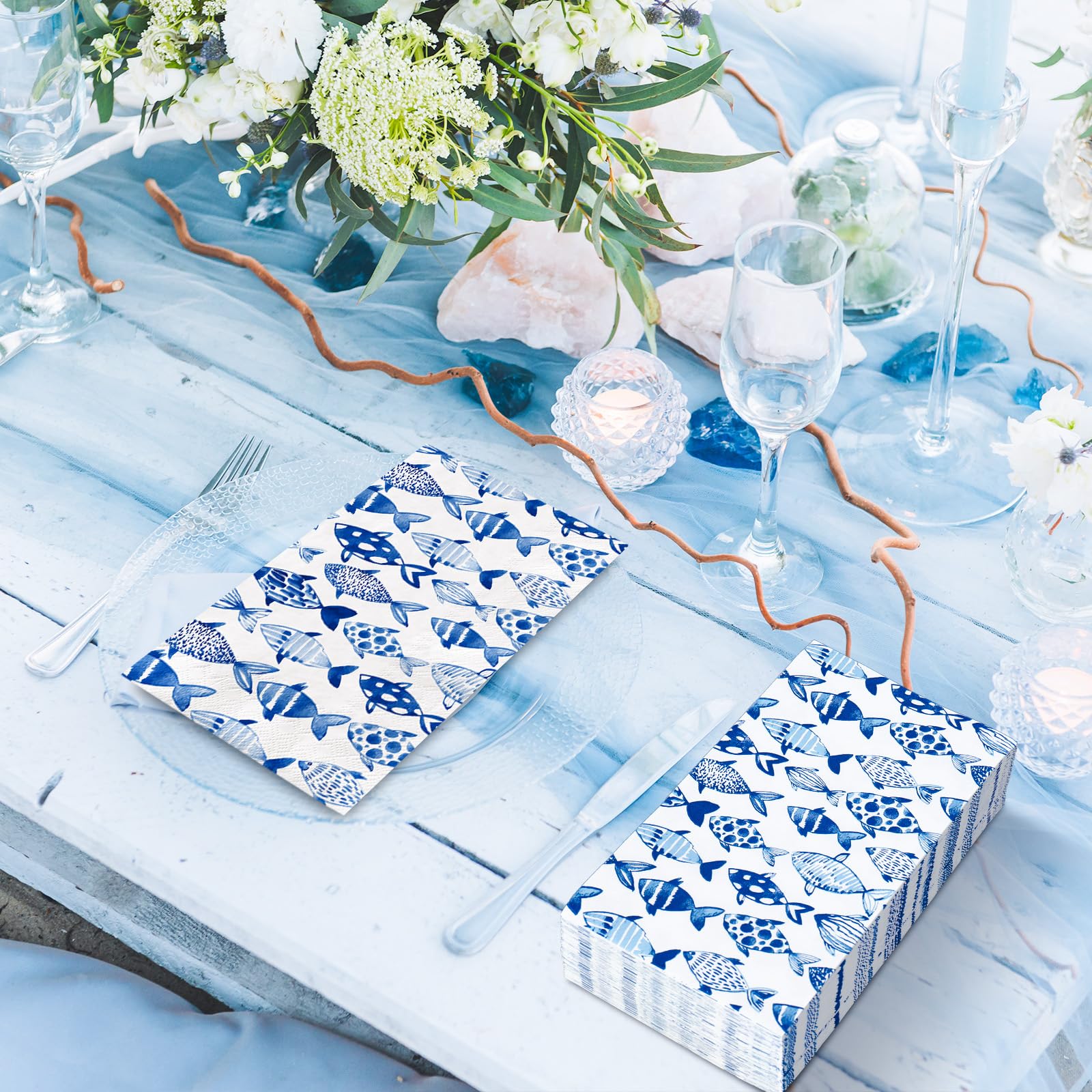 AnyDesign Lot de 200 serviettes jetables en papier pour invités Motif poissons de l'océan Bleu aquarelle