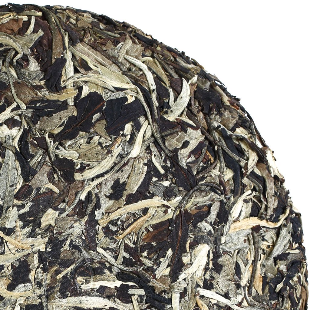 Puerh Tea -Raw Pu erh Tee Cake - 357g 12.6oz 2014 Year Moonlight Beauty White Buds - Chinese Yunnan Puer Pu'er Tea Pu-erh Tee