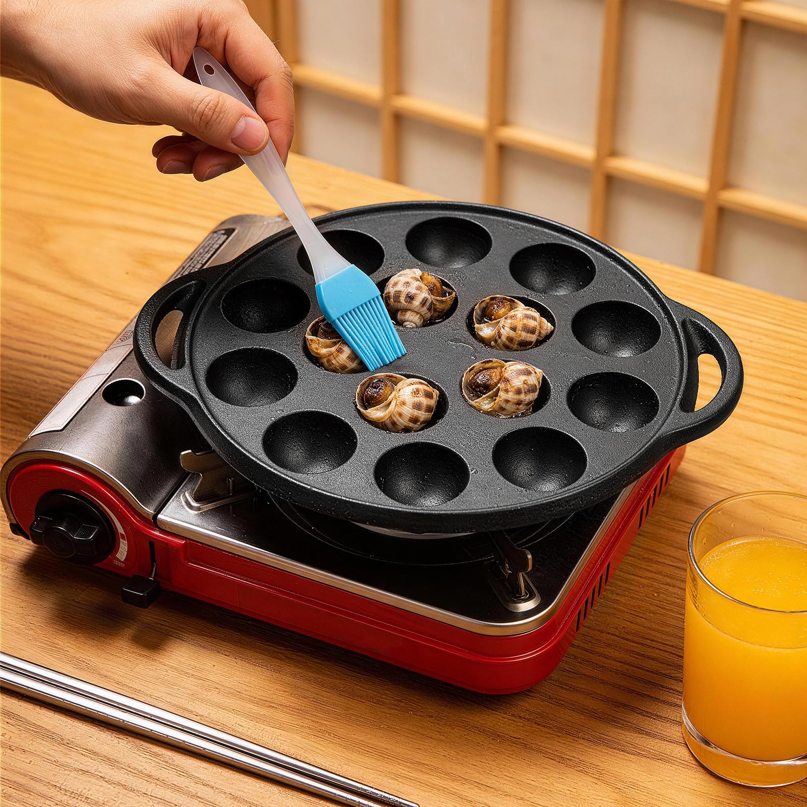 Zerodeko Poêle à Frire en Fonte Épaisse Multifonction 15 Trous pour Escargots et Boulettes, Ustensile Cuisine Maison, 2 Fourchettes en Acier et Pinceau à Huile, Usage Couleur Aléatoire