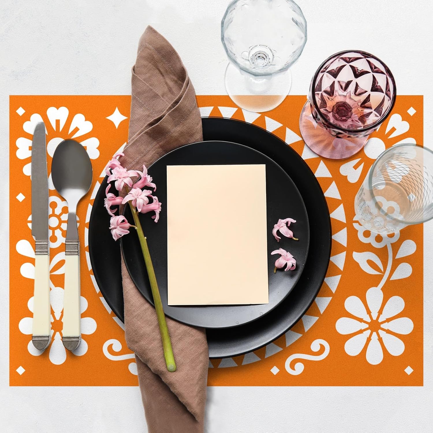 Yingzhao 100 Pcs Mexican Paper Placement Fiesta Disposable Place Mats Mats Picado Cinco De Mayo Placemats Bulk for Dinner Table Setting Mexican Party Decoration, 10 x 14 Inch