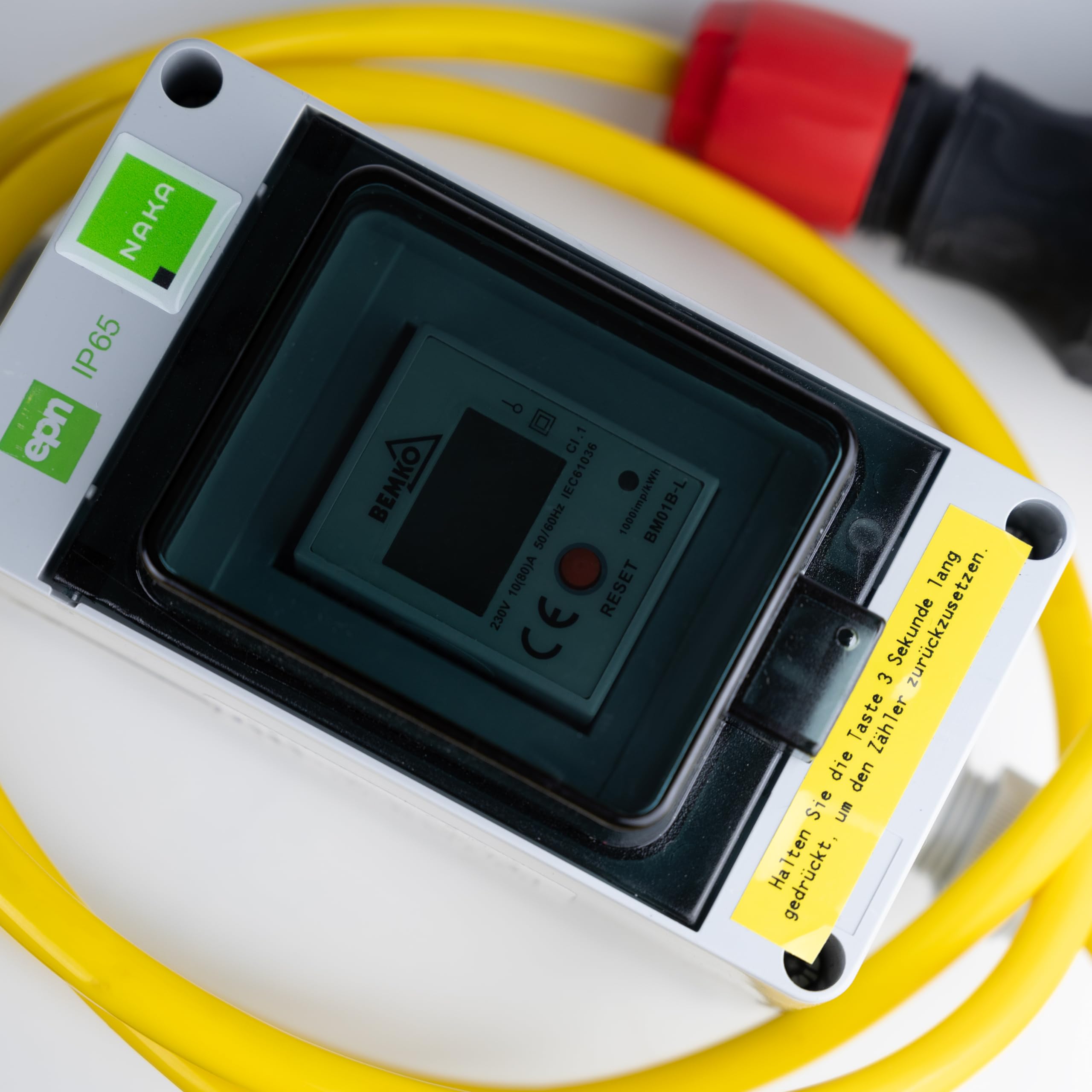 NAKA Strommessgerät 16A Stromzähler Mobil Digital Stromverbrauch-Messgerät Mit Schuko-Stecker Kupplung Mobiler Digitaler Wechselstromzähler Strom-Zwischenzähler Zwischenstecker-Box 3m