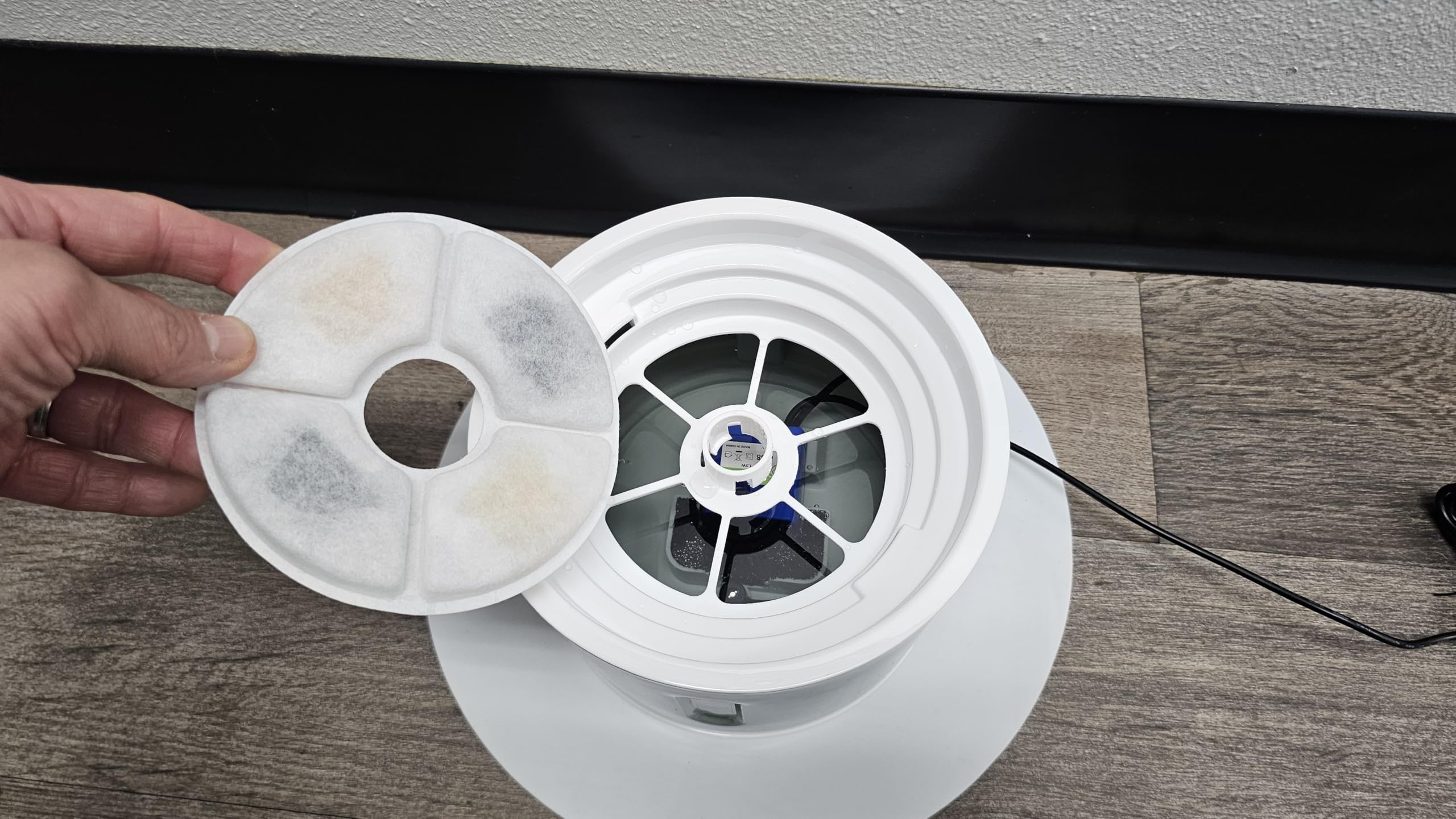 Level One Pets Duo - Filtro sumergible 2 en 1 para acuario con luz LED (filtros de hasta 3 galones)