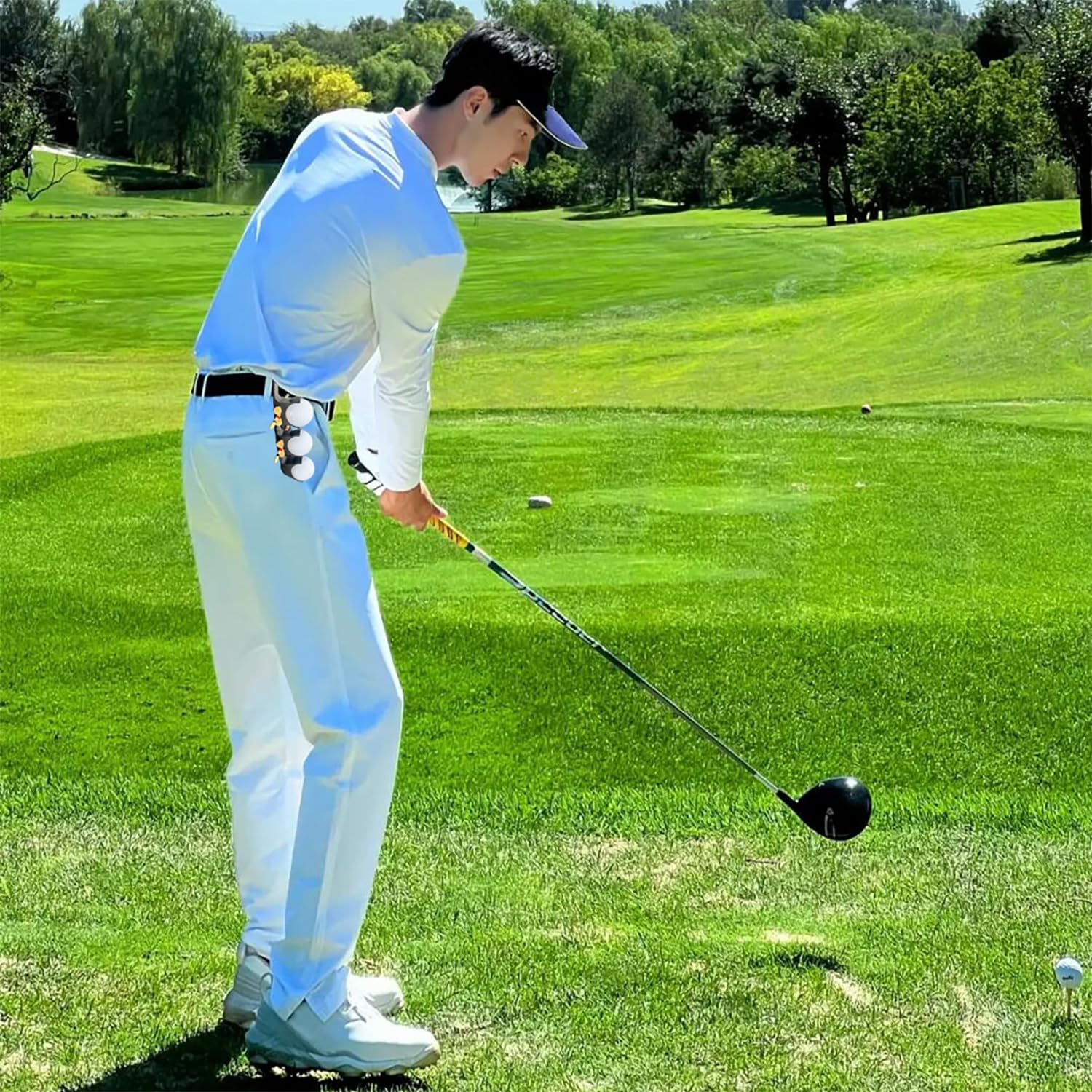 Porta Palline Golf con Gancio - 1 Pezzo, Nero, Chiusura Rapida, Versatili 2 in 1 Accessori da Golfe Portatili, Adatto per Sacche da Golf, Offre Spazio per 3 Palline e 6 Tee