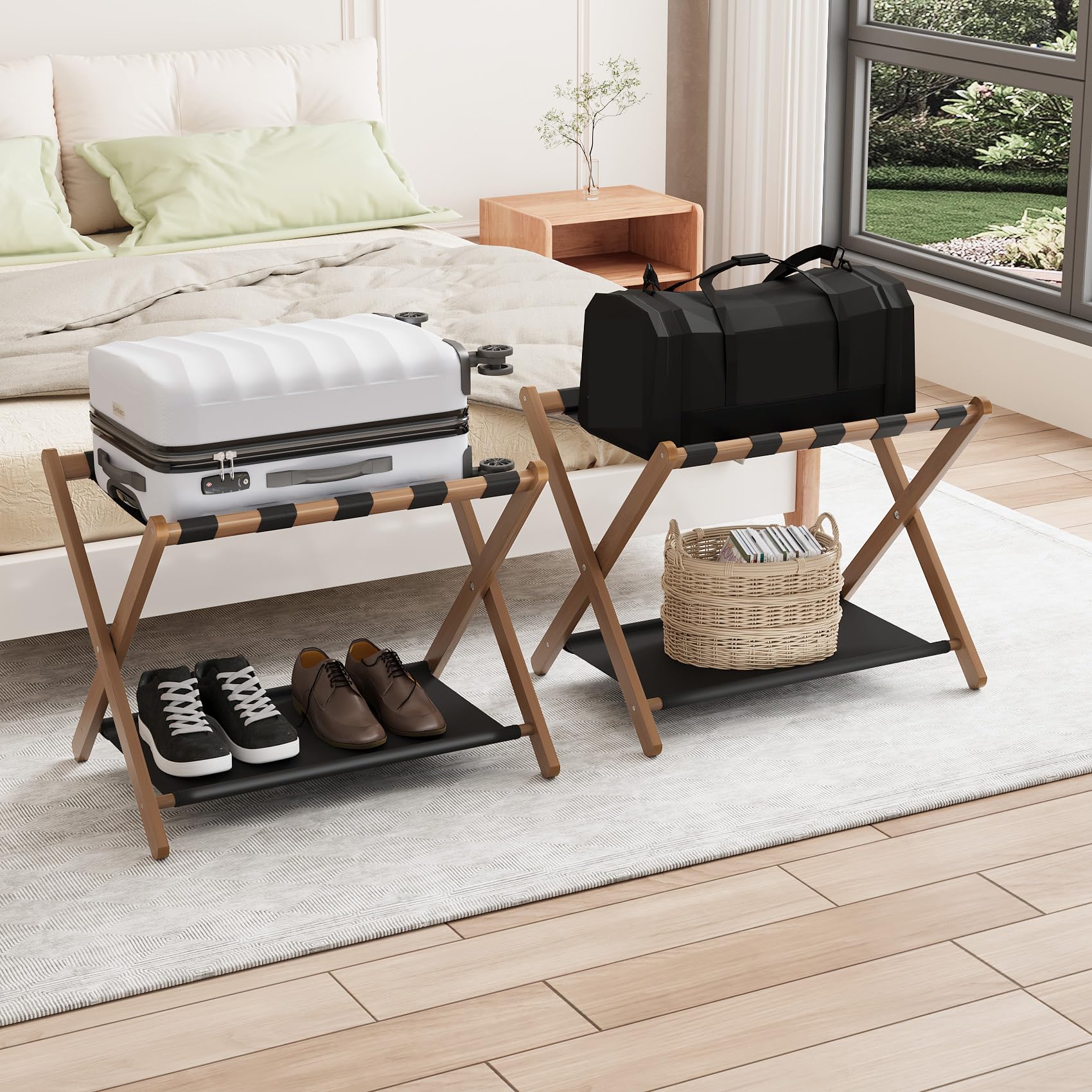 Smuxee Paquete de 2 portaequipajes de bambú de nogal, soporte plegable para maleta con estante de almacenamiento, soporte de equipaje fácil de montar con 5 correas de nailon para habitación de