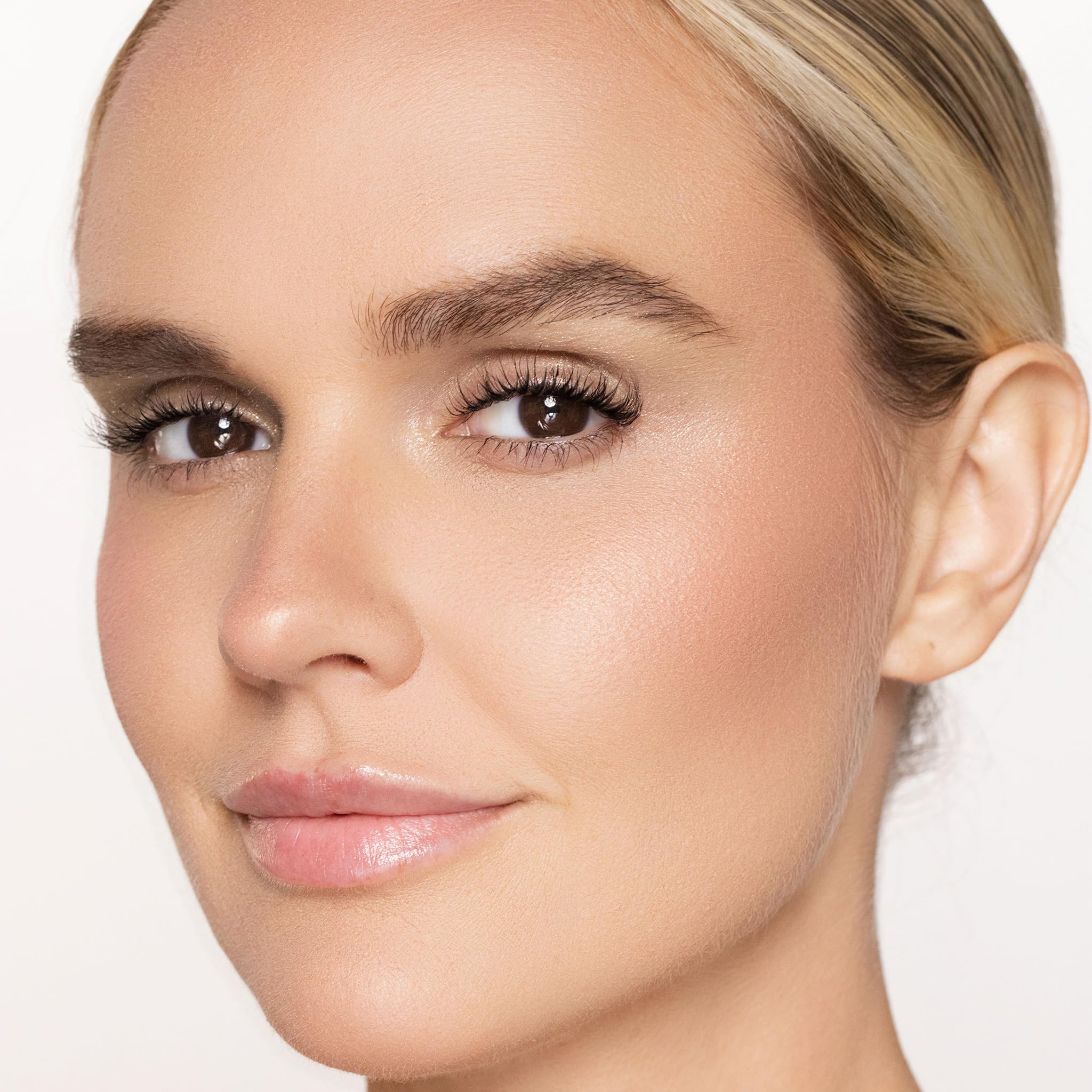 Trish McEvoy Light & Lift Soft Glow Blush