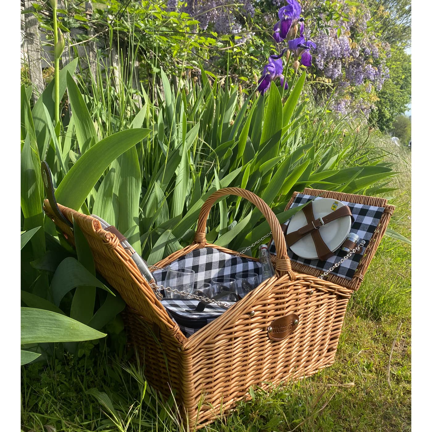 Les Jardins de la Comtesse - Panier Pique Nique Montaigne 4 Personnes en Osier Naturel - Carreaux Noirs et Blancs - 48 x 33 x 43 cm