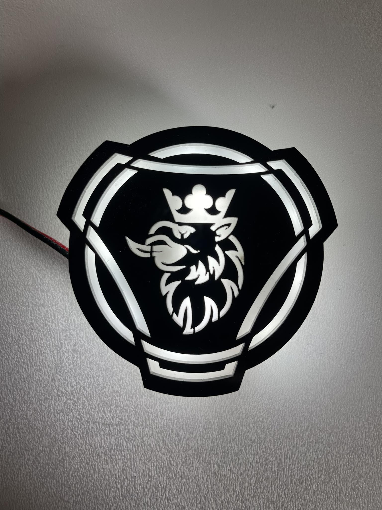 Scania LED Greif Logo - dla osłony przedniej ciężarówki