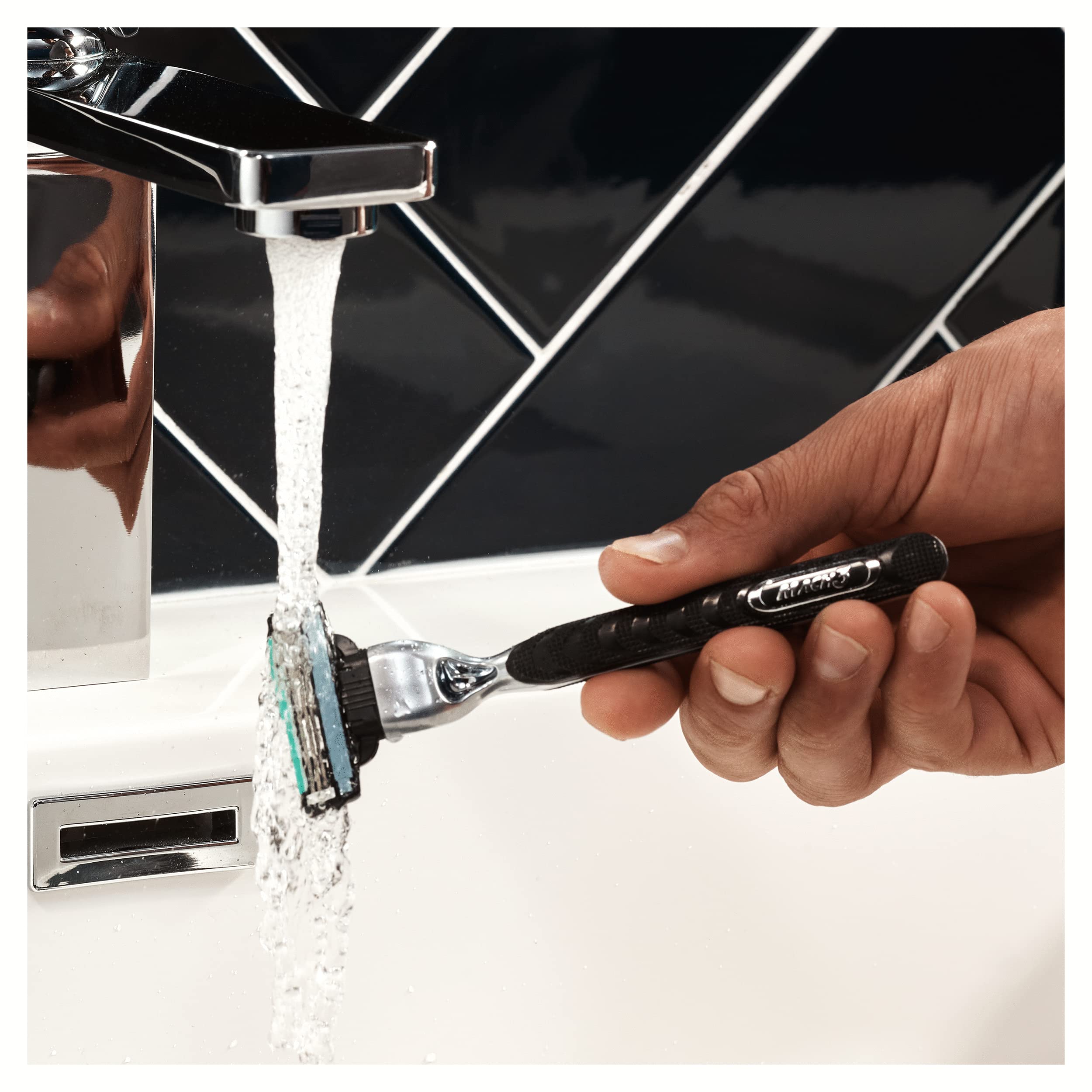 Gillette Mach3 Rasoio Da Uomo - 12 Lamette Di Ricambio, Realizzato Con Acciaio Di Precisione, Fino A 15 Rasature Per Lama