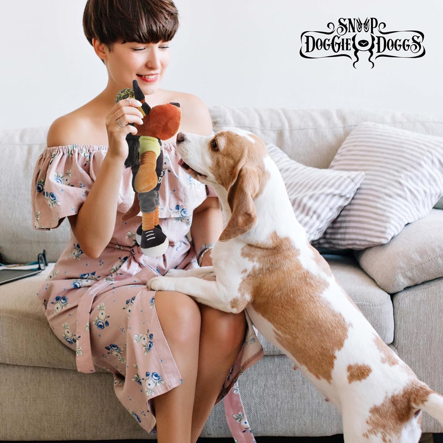 Snoop Doggie Dogs Plush Squeaky Dog Toy– Soft Plush Interactive Chew Toy for Small & Medium Dogs and Puppies, Gentle Chewers, Stimulating, Anti Boredom – Funny Snoop Dogg Stuffed Doll