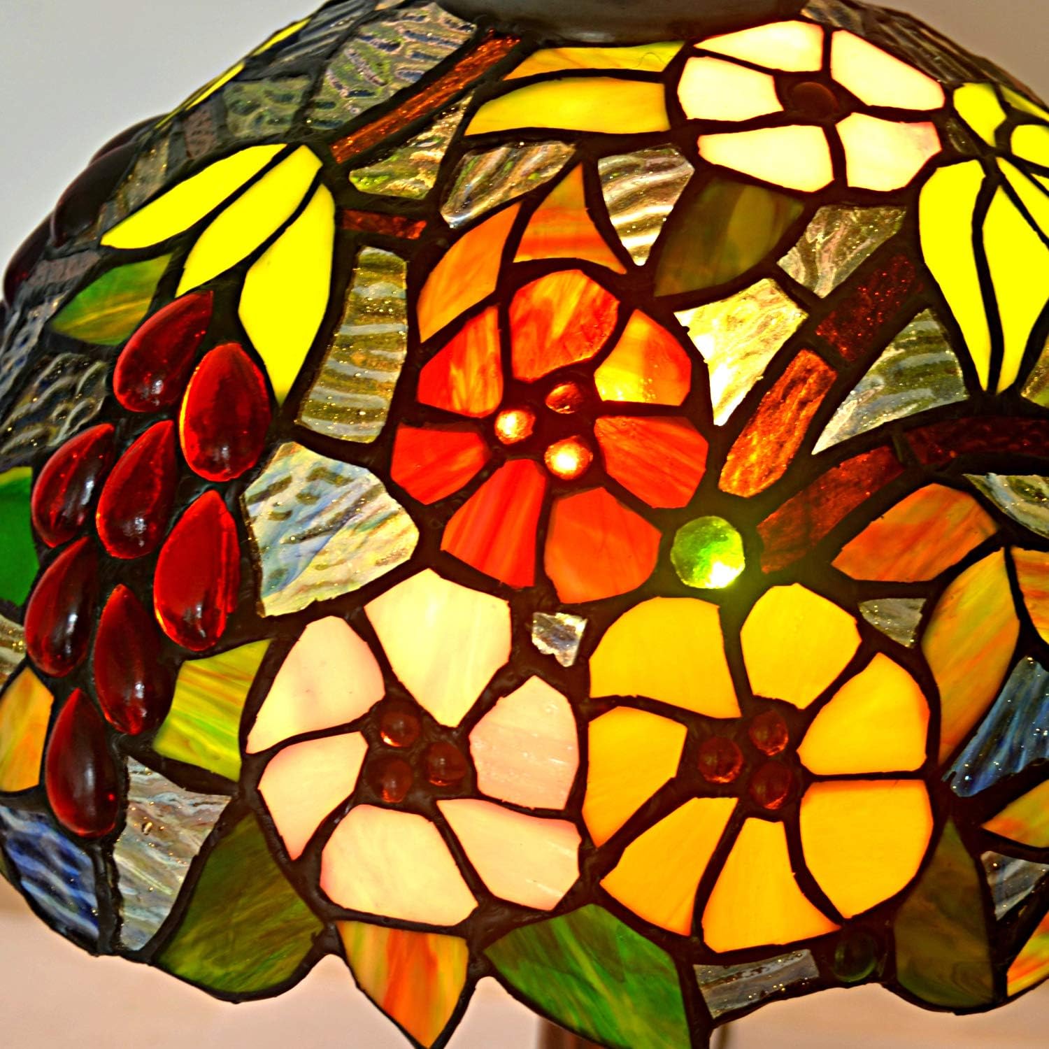 HT Tiffany Style Table Lamp 12 Inch Wide Grape Floral Design Stained Glass Shade 1-Light Zinc Alloy Base Traditional Handmade Fixture Lighting for Lover Wife Daughter Dining Room Living Room Bedroom