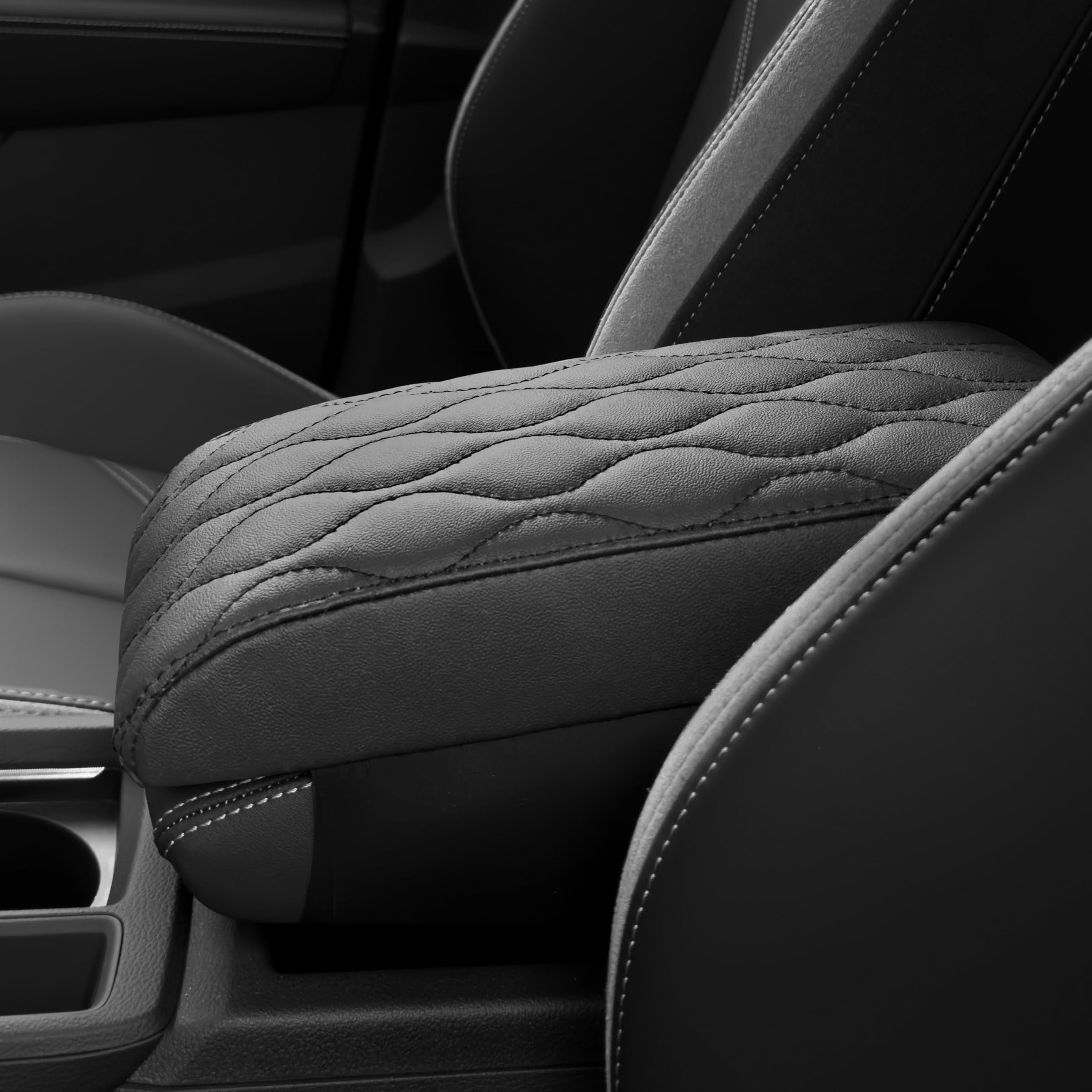 POKSRI Armlehnen Polster Auto PU-Leder, schwarzes mittelkonsole Auto Box Matte, Fahrzeug Armlehnenkissen Schutz, Memory Foam Kunstleder, Konsolen-Handauflagekissen (sizeA 30x15x4.5cm)