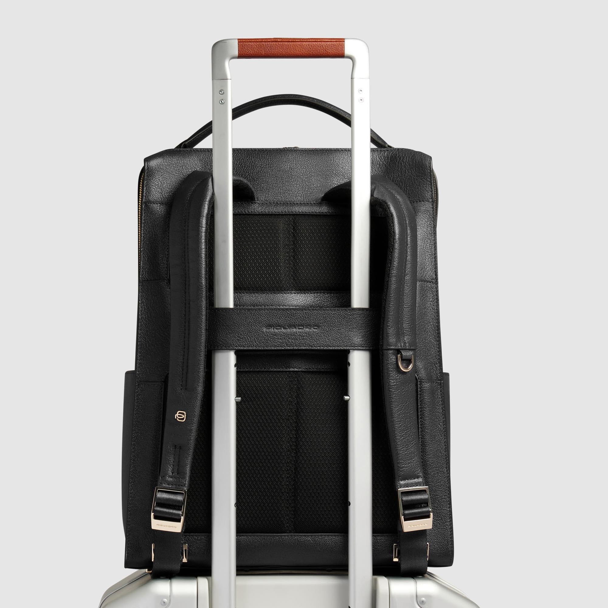 PIQUADRO Zaino donna porta pc 15,6" | Aggancio per Trolley, Spallacci imbottiti, Vani organizzati, Elegante e Funzionale, Ufficio, Uso quotidiano