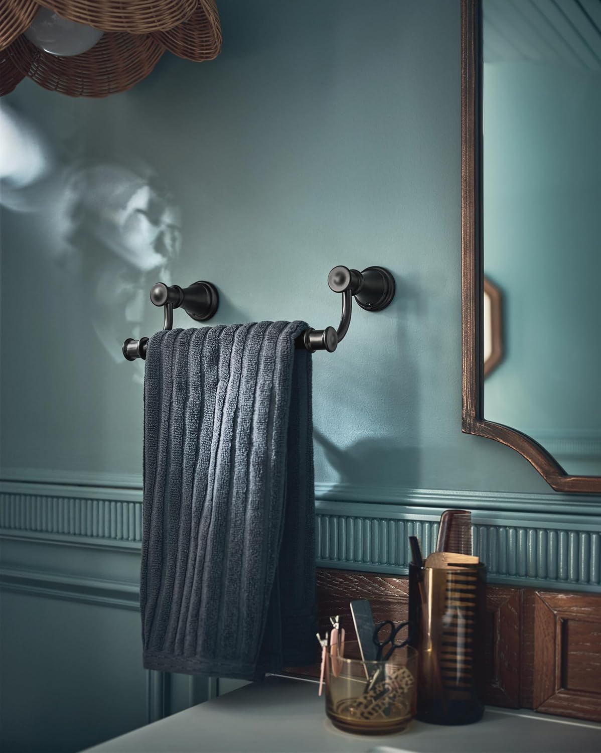 Moen Belfield Matte Black 9-Inch Single Kitchen or Bathroom Hand Towel Bar, Wall Mounted Towel Bar, YB6486BL