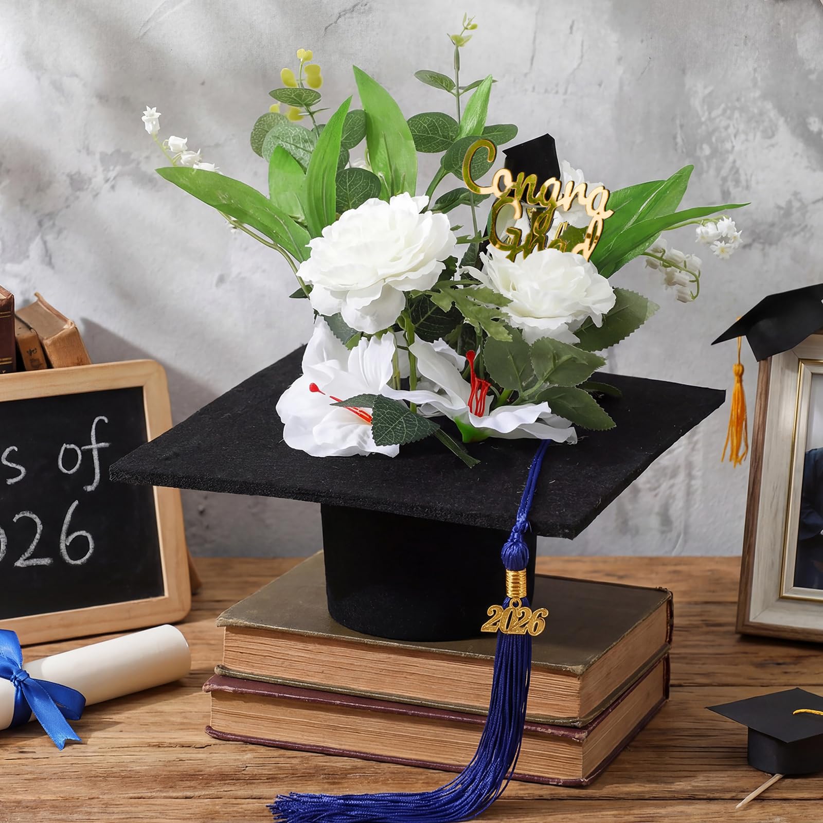 Photo 1 of *Box damaged* Novabright Black 2026 Graduation Flower Bouquet Grad Centerpiece Graduation Cap Flower Box Floral Arrangements Candy Gift Box for Class of 2026 Ceremony Table Party Favors