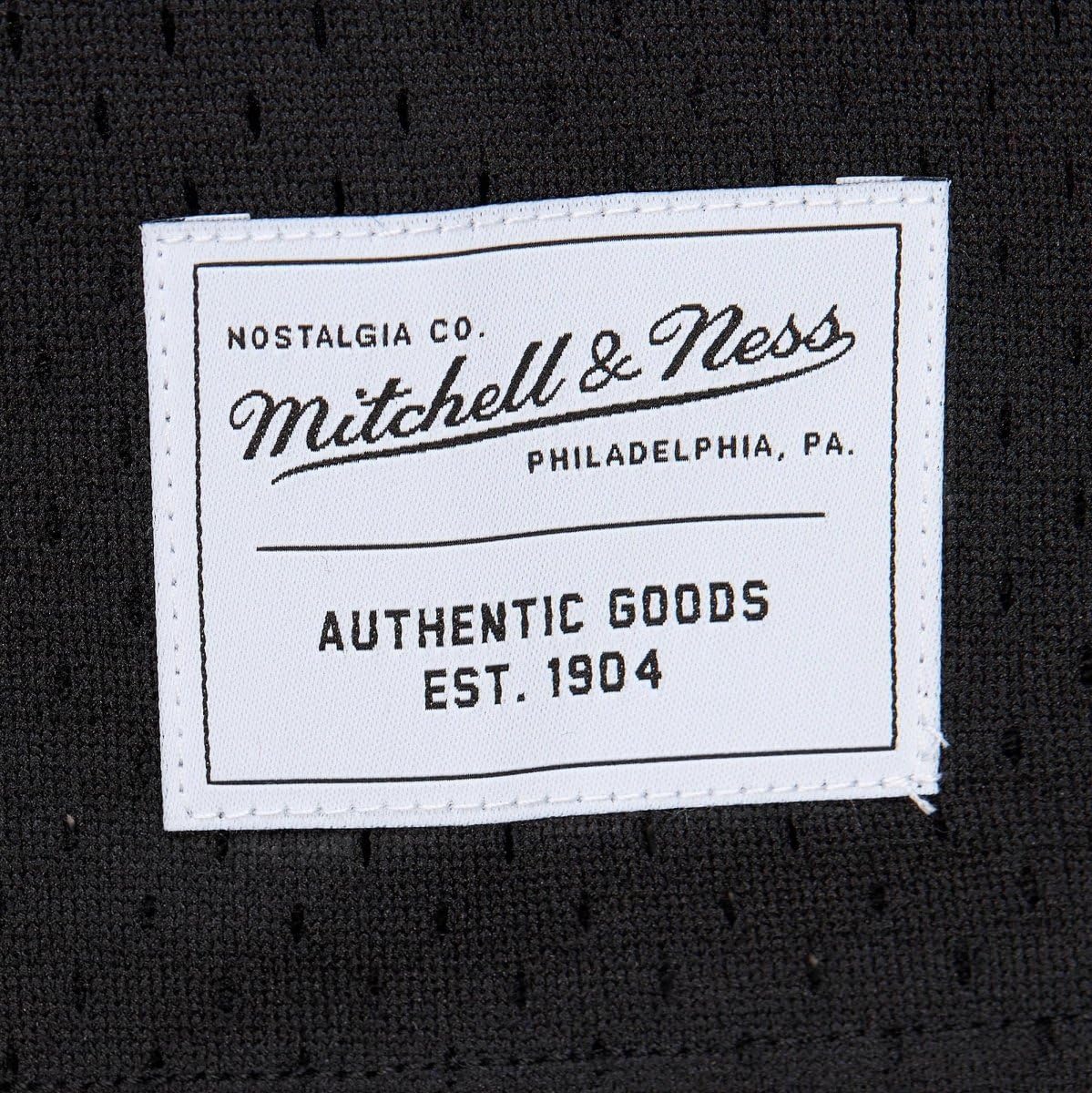 Mitchell & Ness Herren Basketball-Trikot Branded Legendary Swingman Jersey