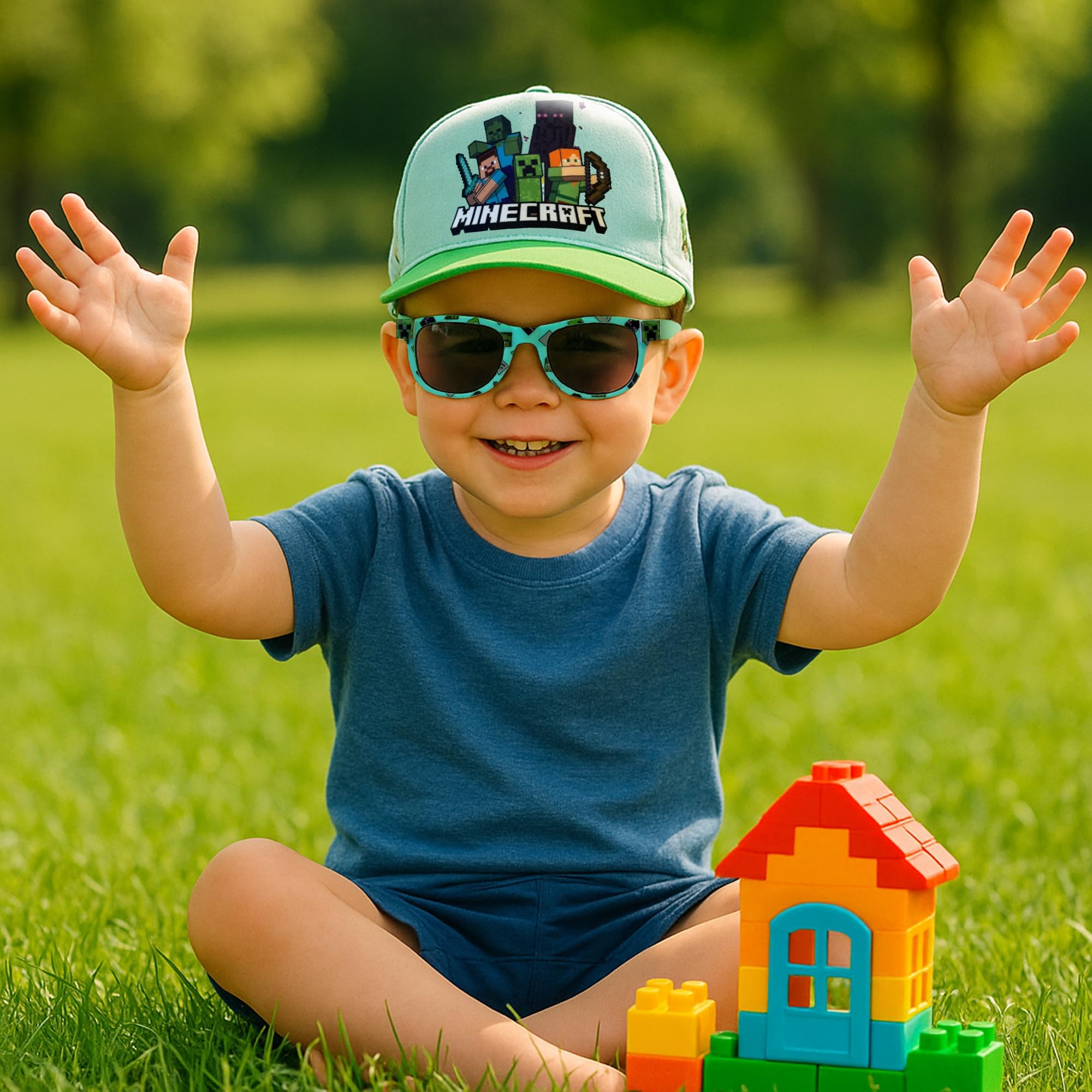 Toys & Gamers Czapka Minecraft i bezpłatny zestaw okularów przeciwsłonecznych, jasnoniebieski i zielony, akcesoria postaci dla dzieci