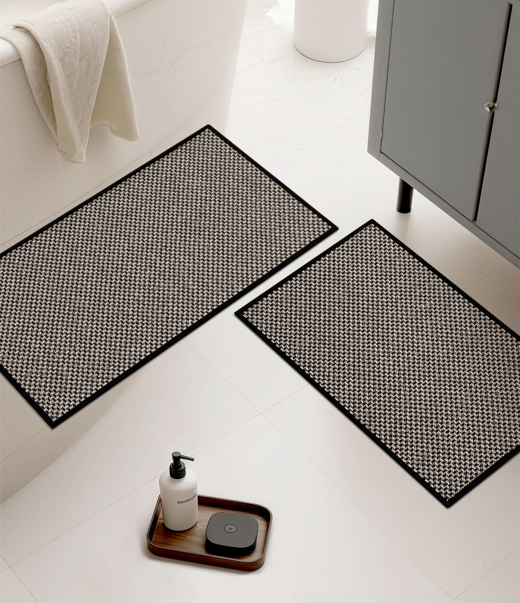 YIHOUSE Thin Bath Mat Black Bathroom Rugs Sets 2 Pieces, Non Slip Absorbent Mats Quick Dry, Woven Rugs Washable, Tapetes para Baño for Bathroom Toliet,Bathtub(17"x24"+17"x32")