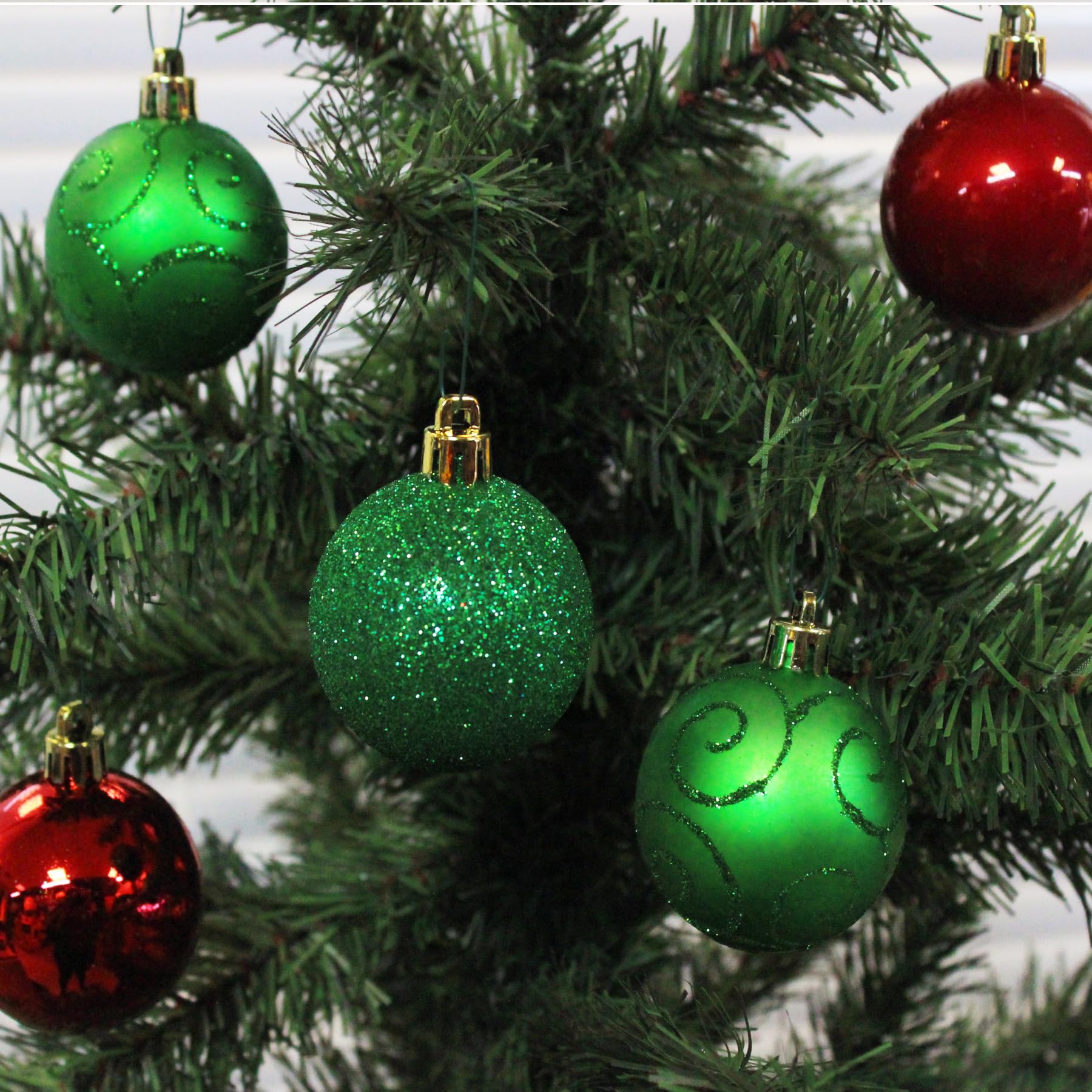 Shatterproof Christmas Baubles 24 Pack 60mm Premier Christmas Tree Decoration, matt, shinny and glitter baubles (Red and Green 9349) - Image 2