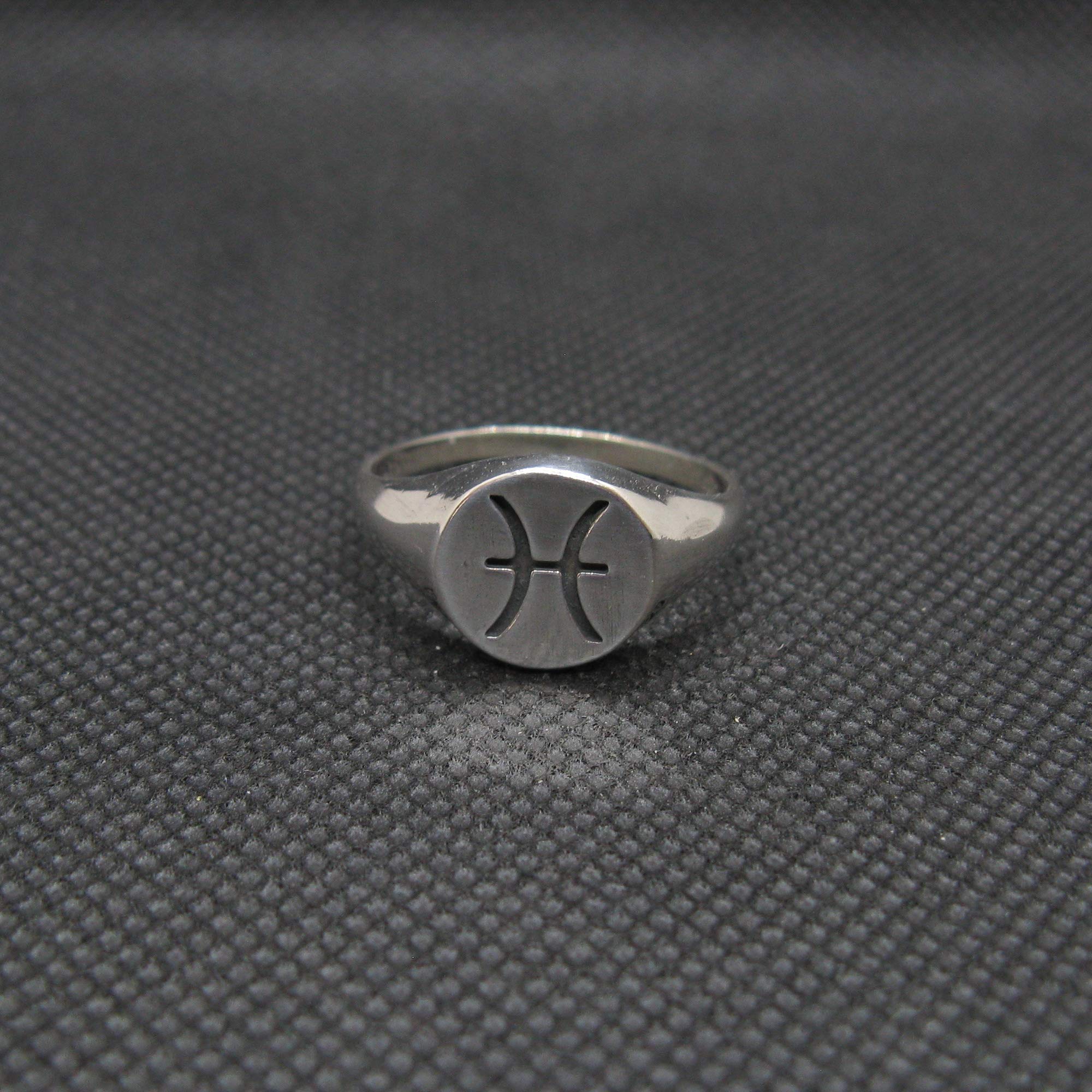 Bague en Argent Massif Poinçonner 925 Signe du Zodiaque Poissons R002128