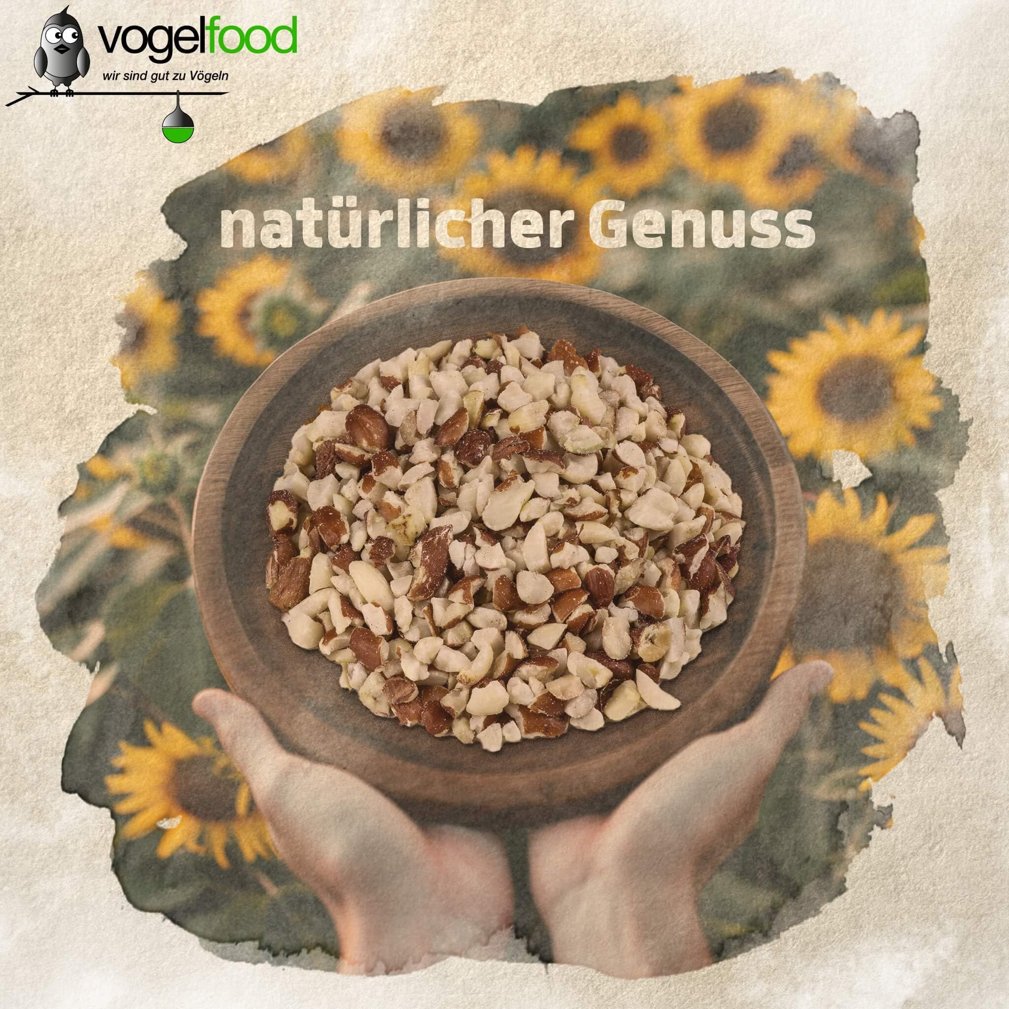 Vogelfood Erdnüsse teilblanchiert gehackt 25 kg geviertelt Vogelfutter Igelfutter