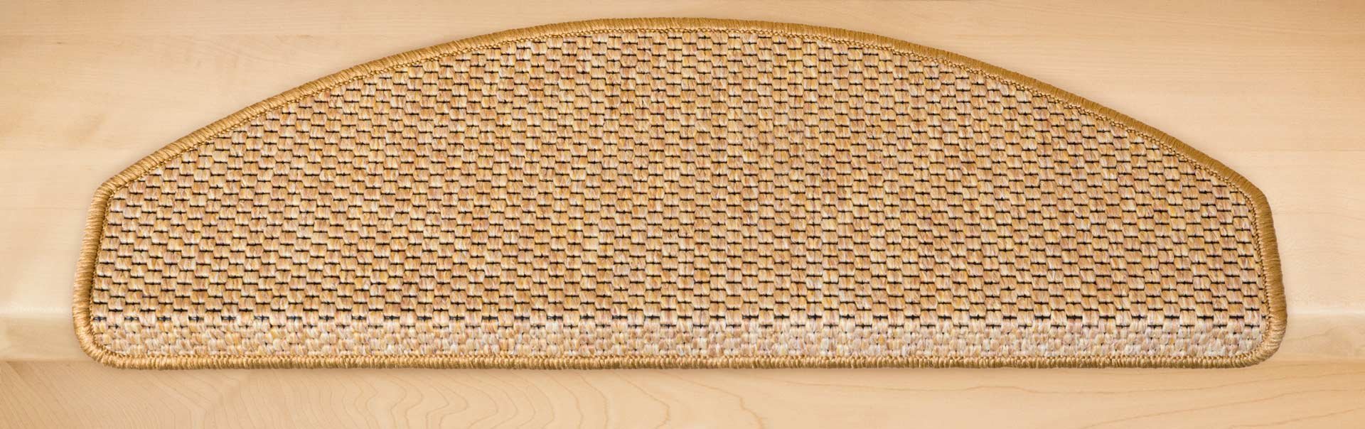 Metzker Stufenmatten Treppenteppich Göteborg 15 Stück Mais | Sisal-Optik in aktuellen Farben incl. Klebeband | Trittfläche Halbrund 65x24cm