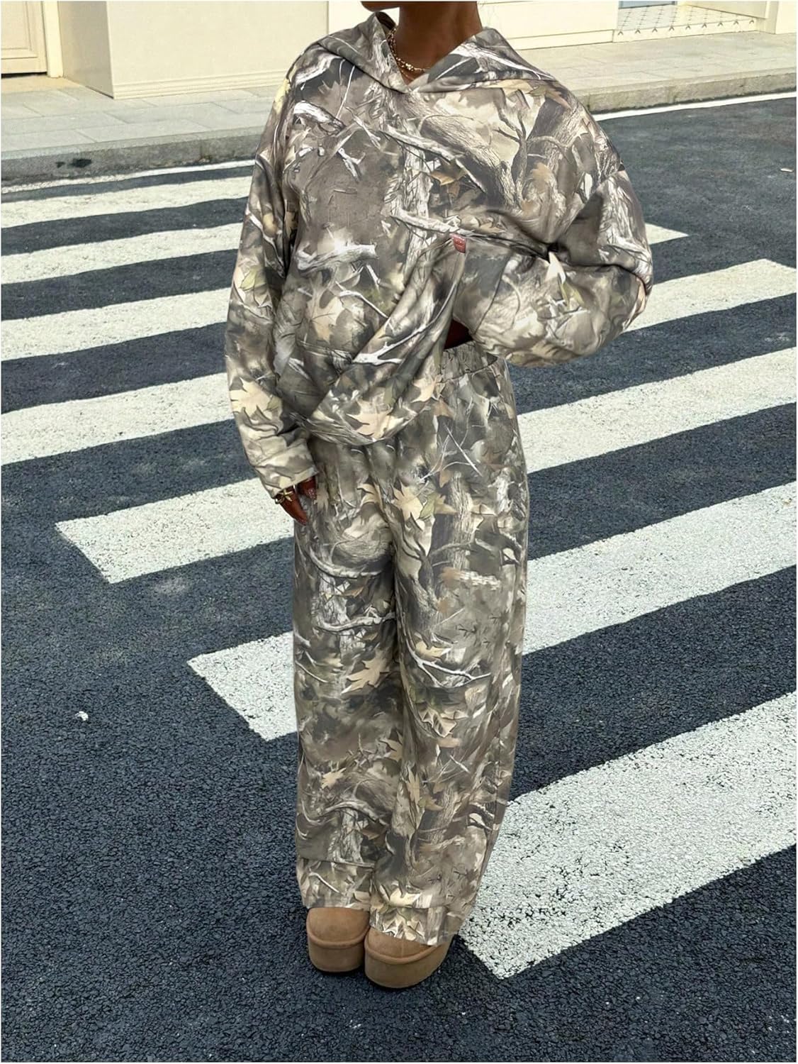 SOLY HUX Women's Sweatsuits 2 Piece Outfits Camo Long Sleeve Hoodie Sweatshirt and Sweatpants Set Streetwear - Image 4