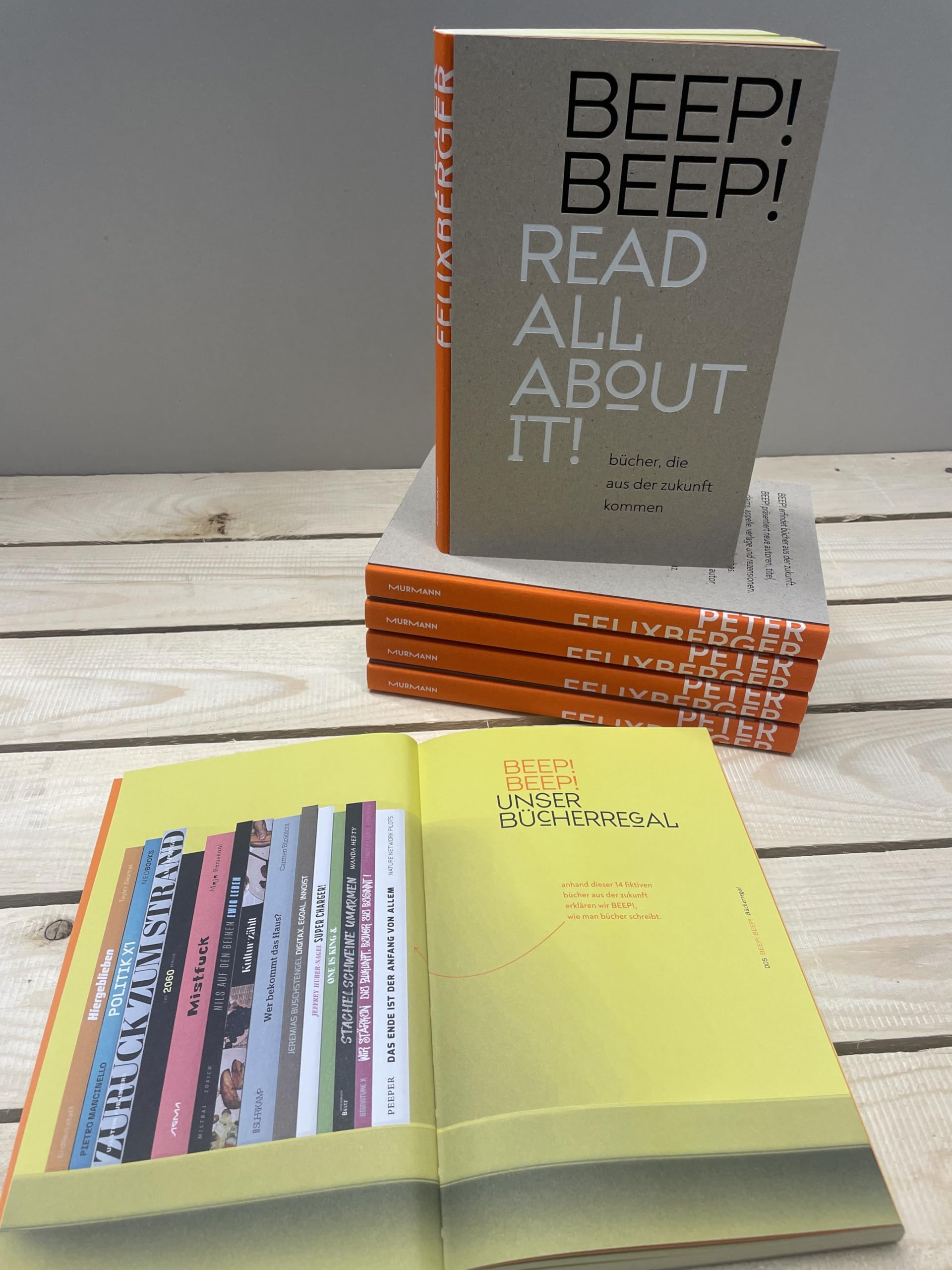 BEEP! BEEP! Read all about it!: Bücher, die aus der Zukunft kommen