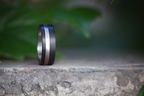 Miniatura 4 de Anillo de titanio y fibra de carbono para hombre. Anillo de boda negro único. Resistente al agua, muy duradero e hipoalergénico. (00315_7N)
