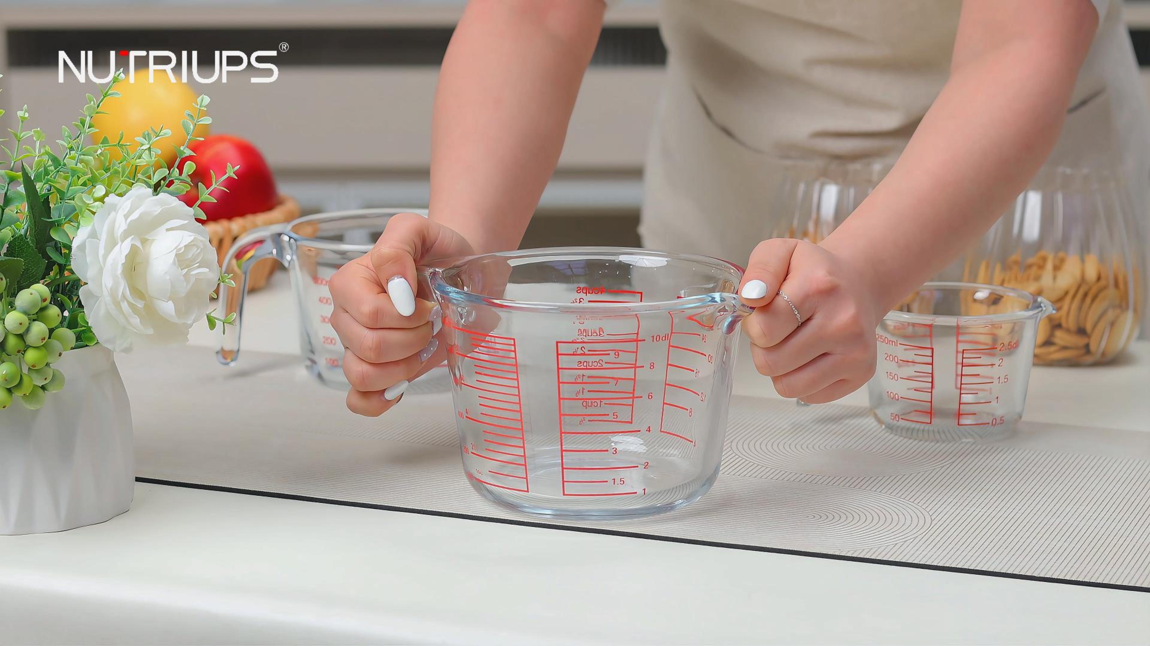 Vaso medidor de vidrio borosilicato 2 tazas para cocina miniatura 7