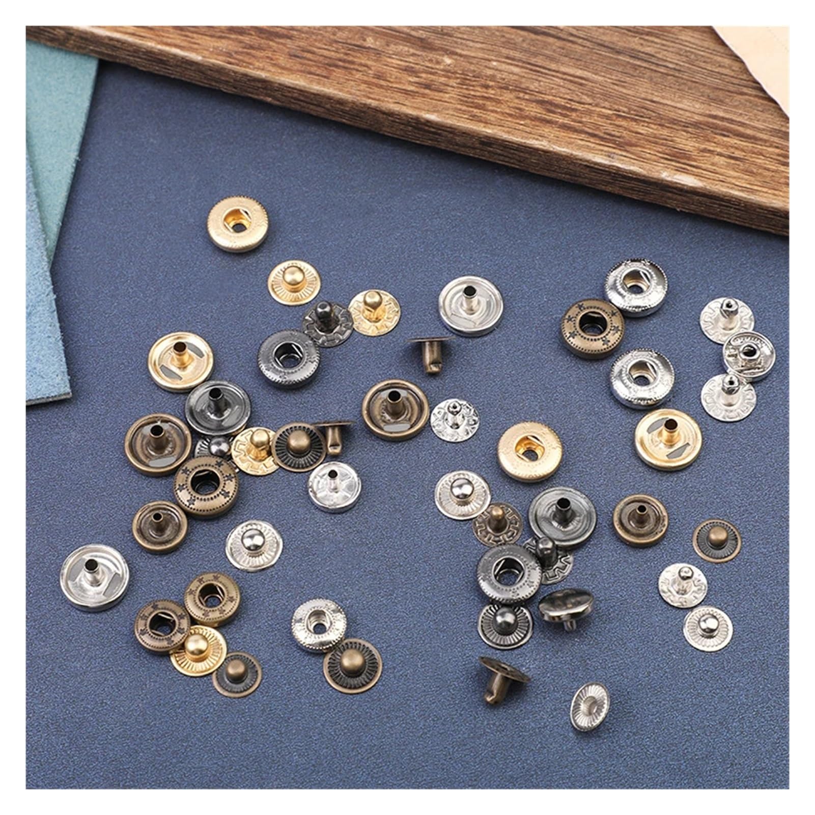 Juego de 50 Sujetadores artesanales de Cuero y Metal con Hebilla a presión Cuatro en Uno, Botones de presión for botón de Ropa con Herramientas de instalación(Type3)